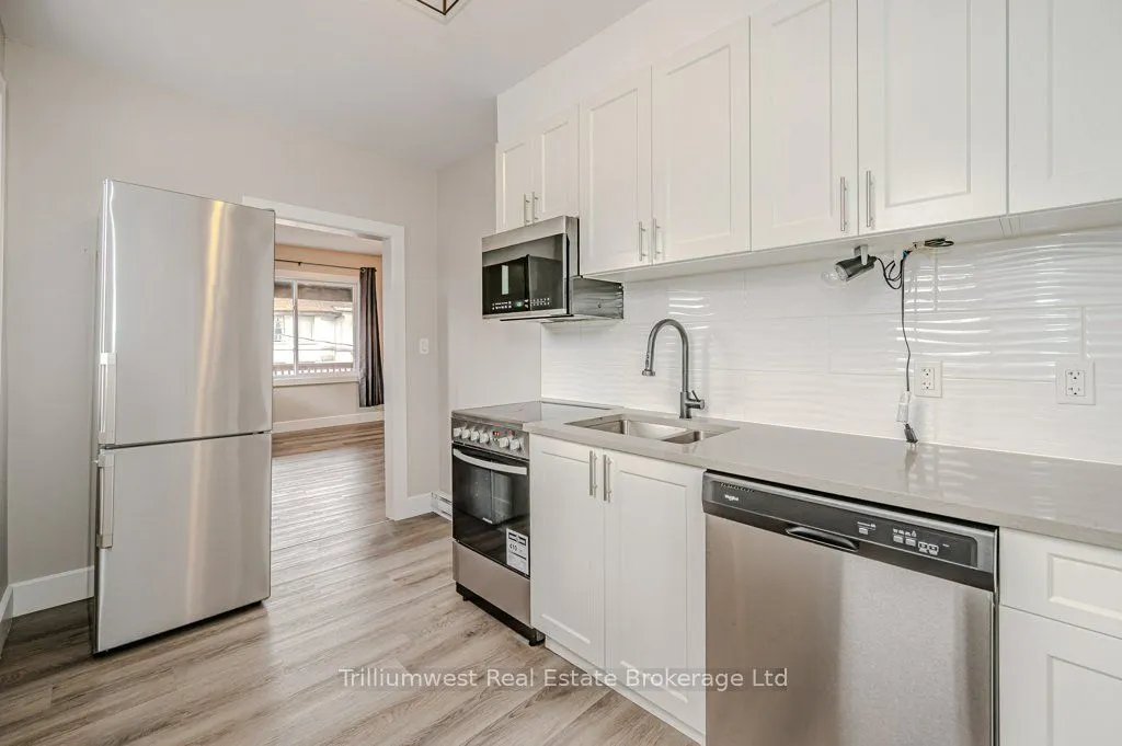 41 Albert Street, #3