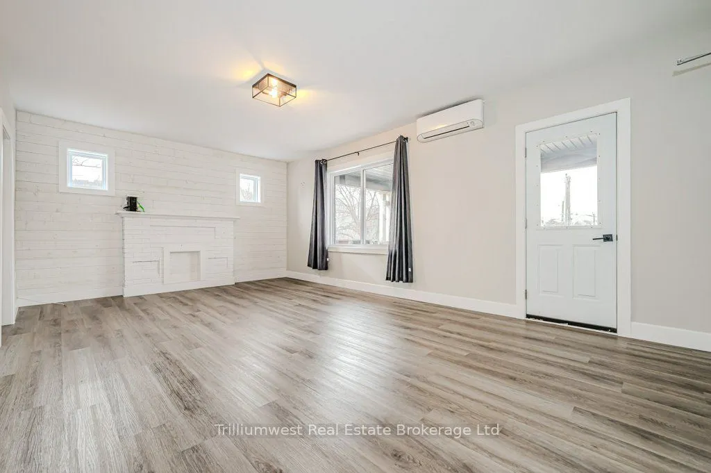 41 Albert Street, #3