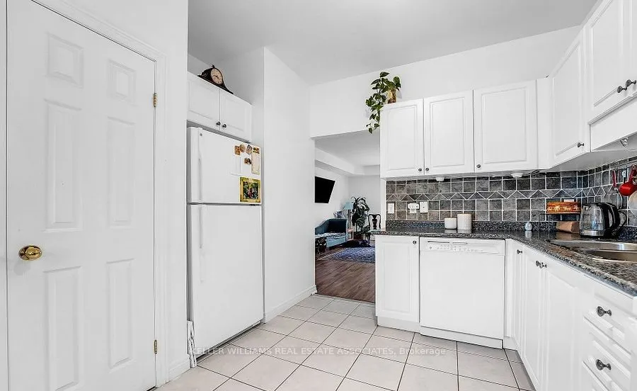 98 Southbrook Drive, #5
