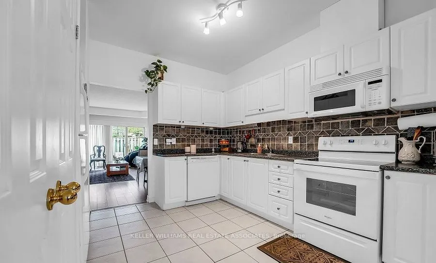 98 Southbrook Drive, #5