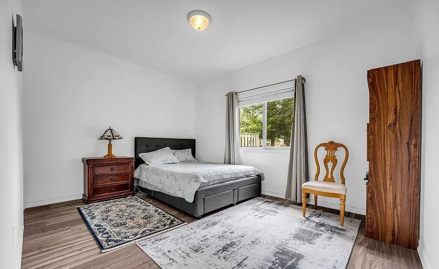 98 Southbrook Drive, #5