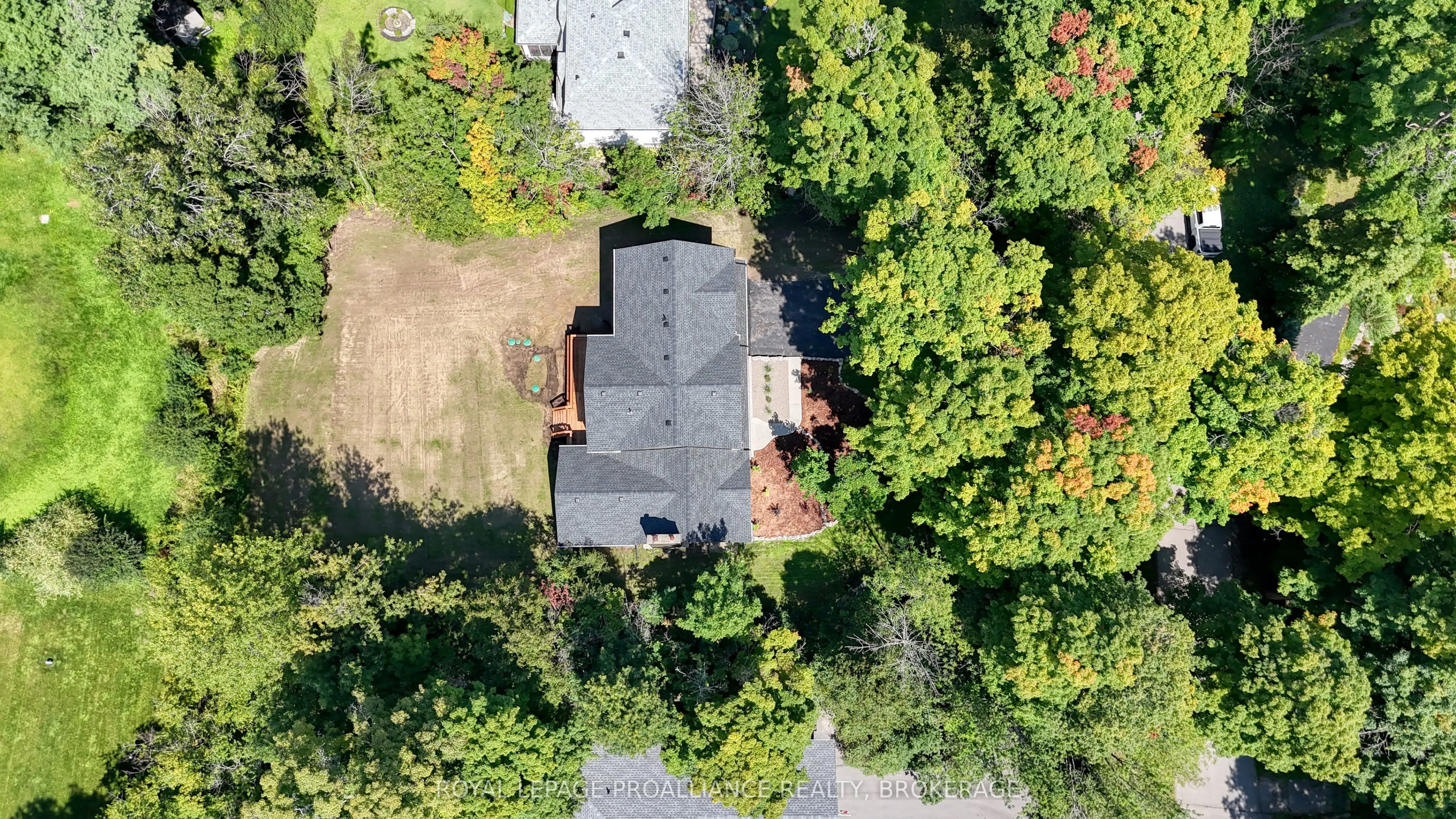 17 Riverside Drive