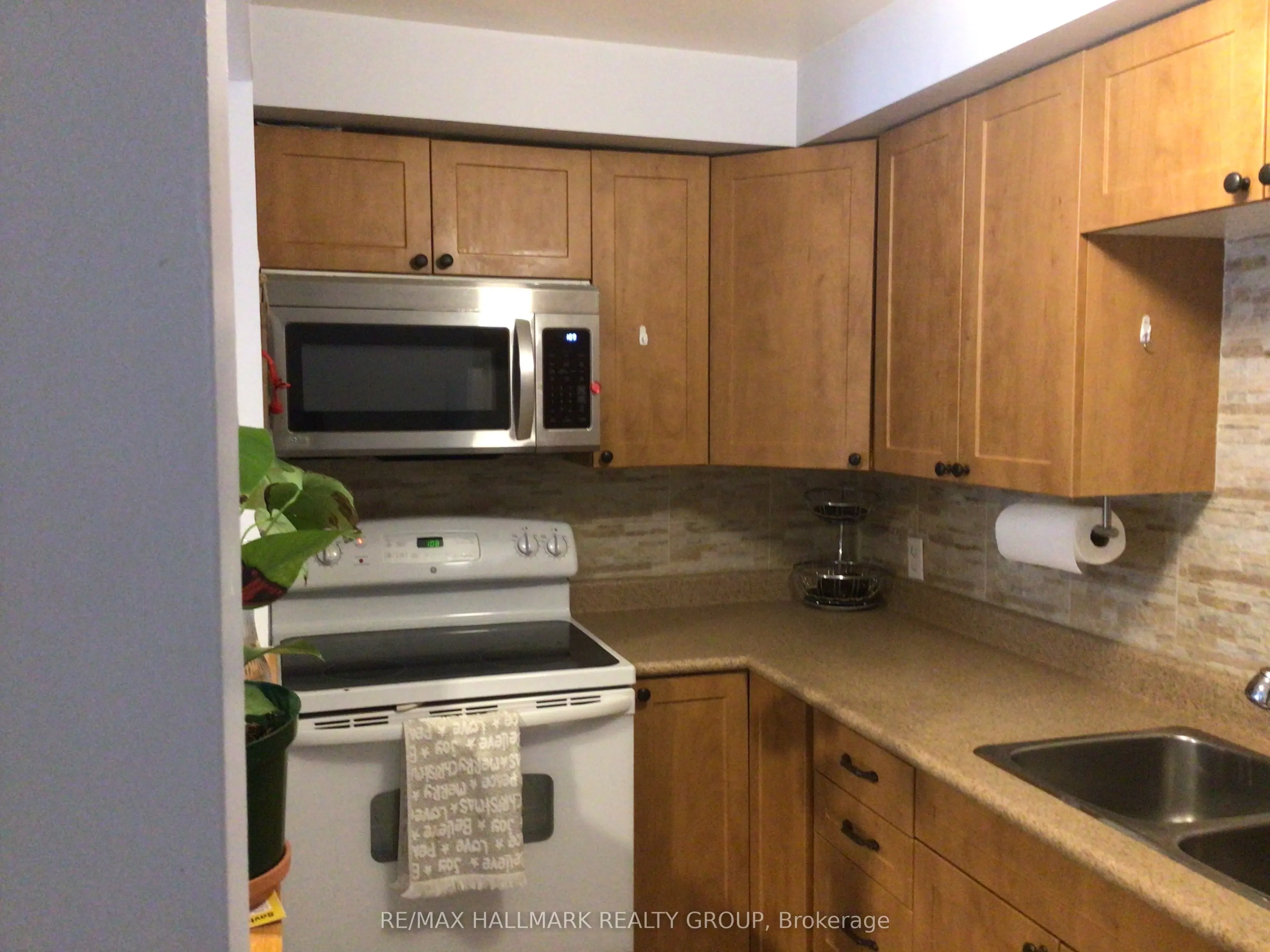 316 Savard Avenue N, #203