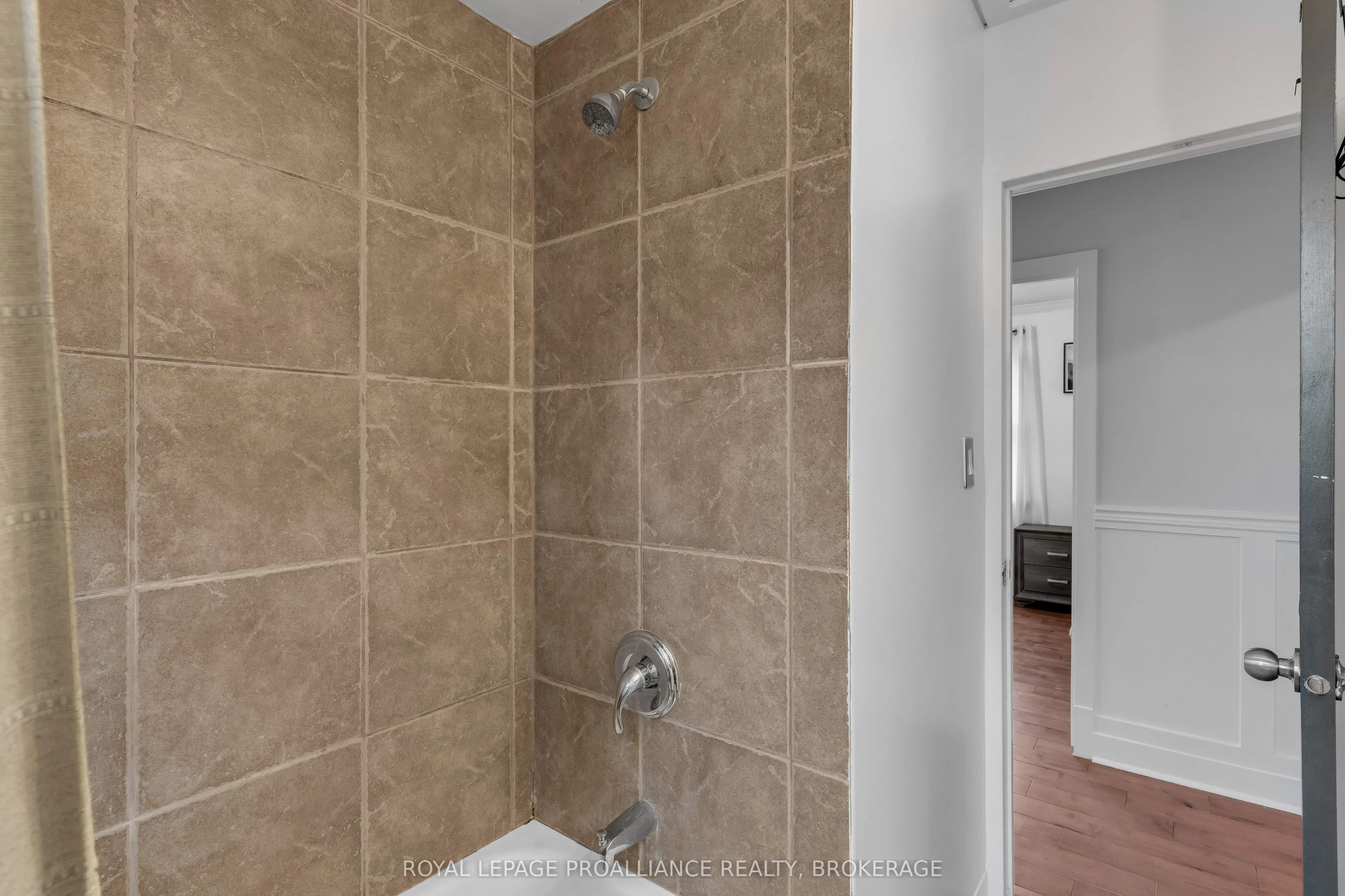 951 Sydenham Road