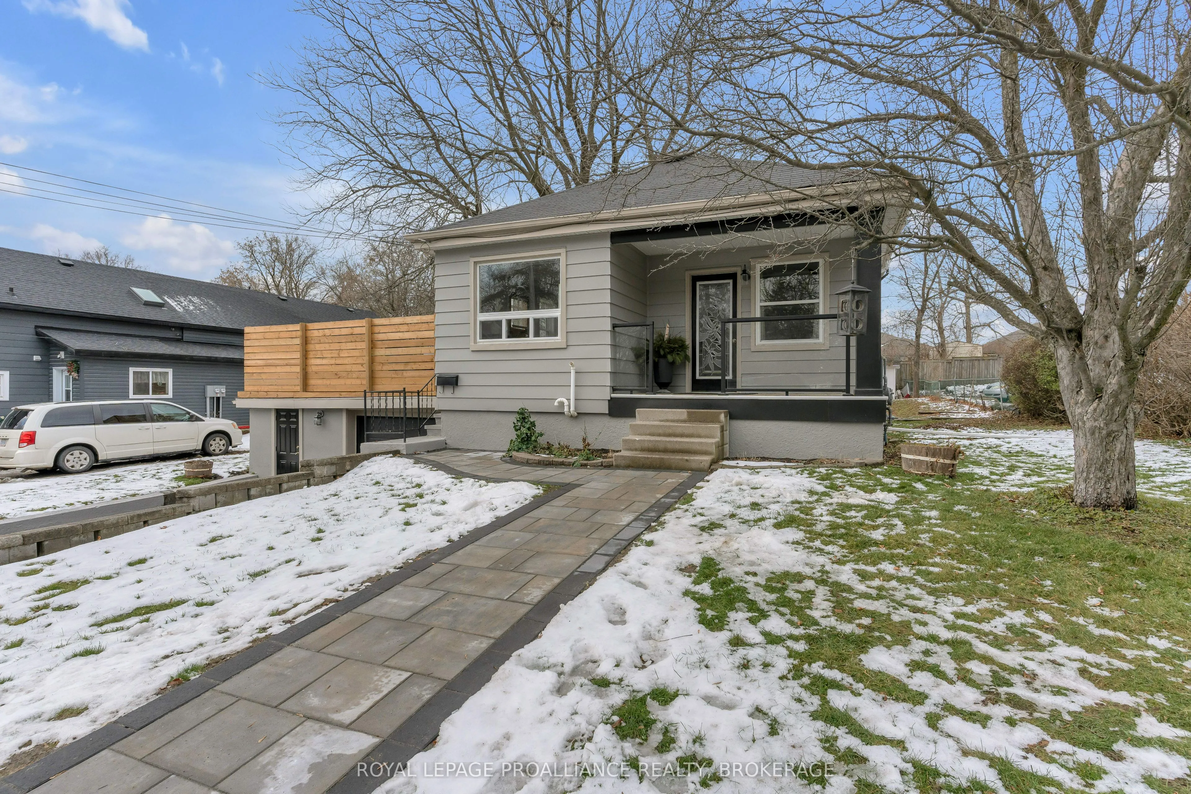 951 Sydenham Road