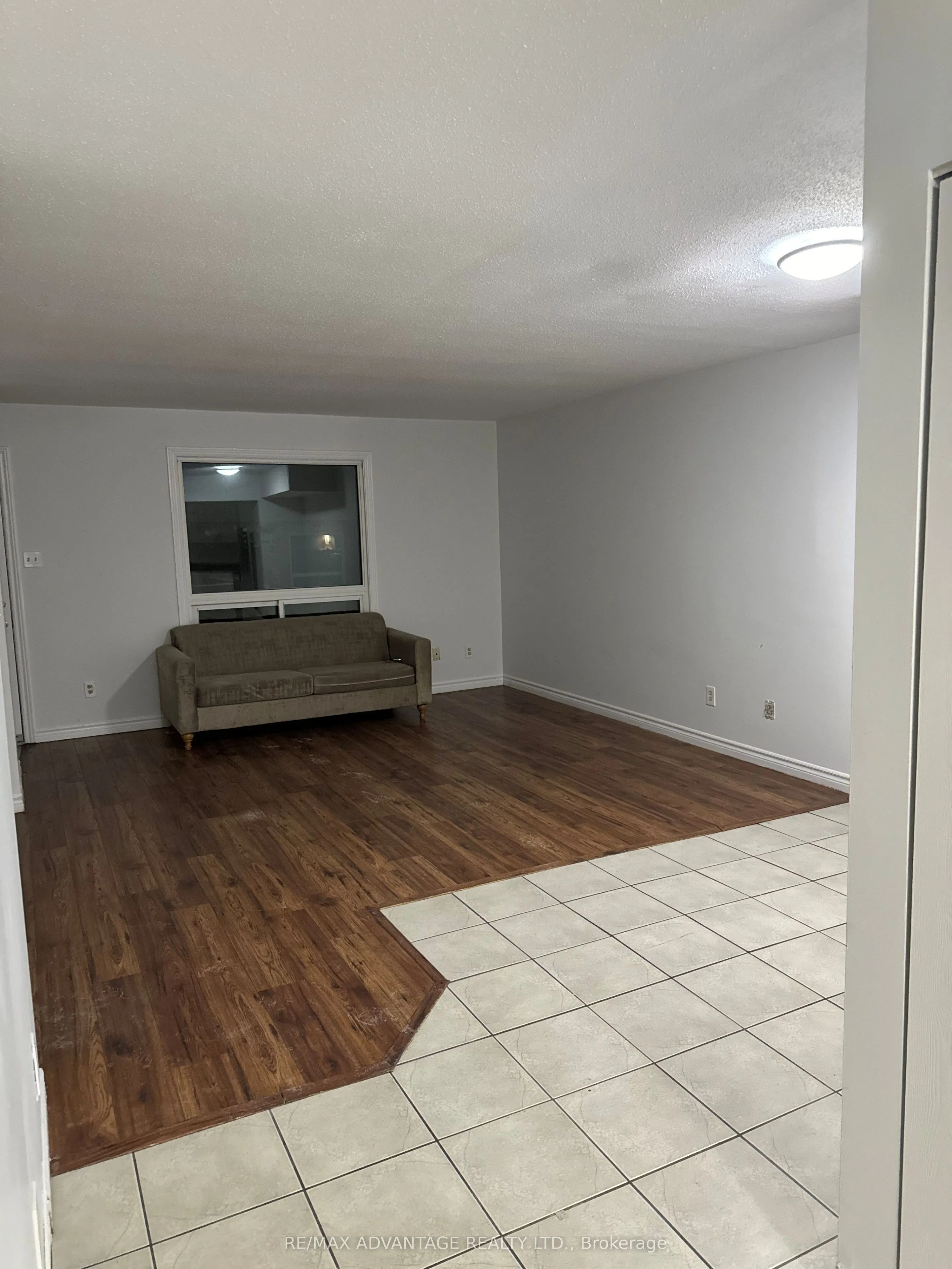 151 Bonaventure Drive N, #22