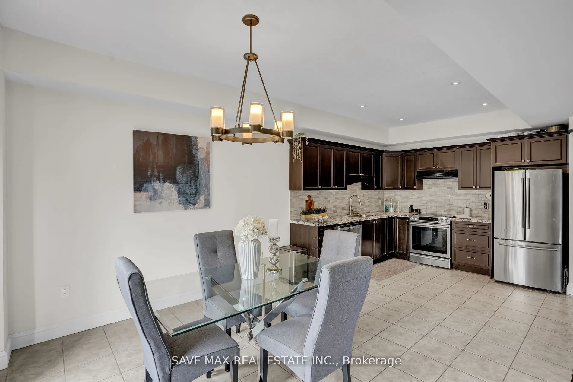 17 Lagoon Avenue
