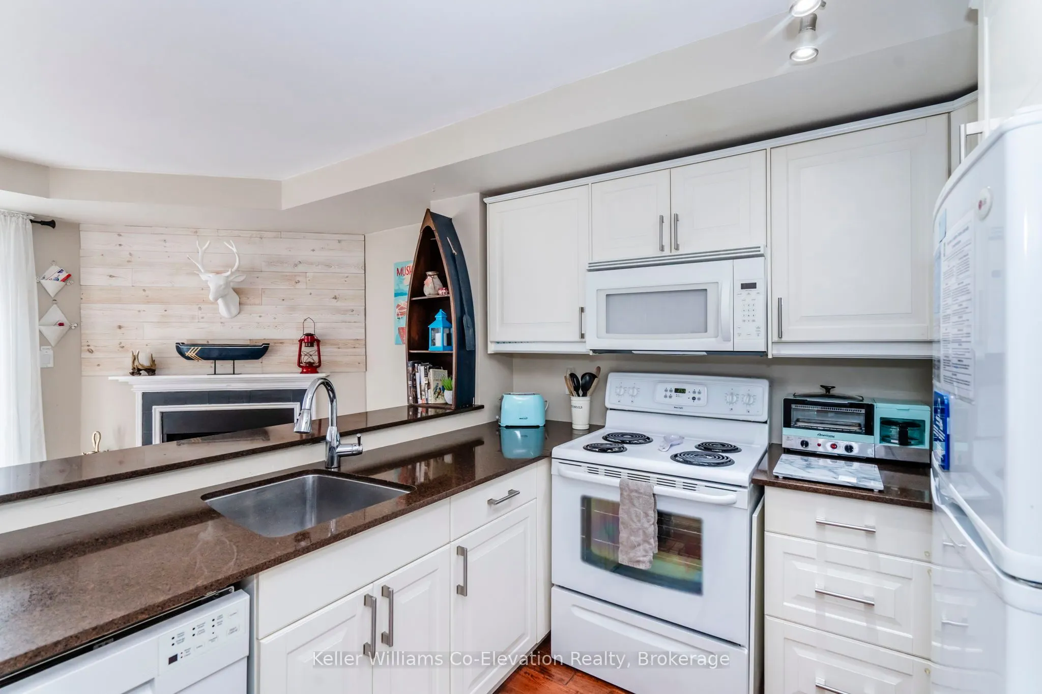 27 Turner Drive, #14