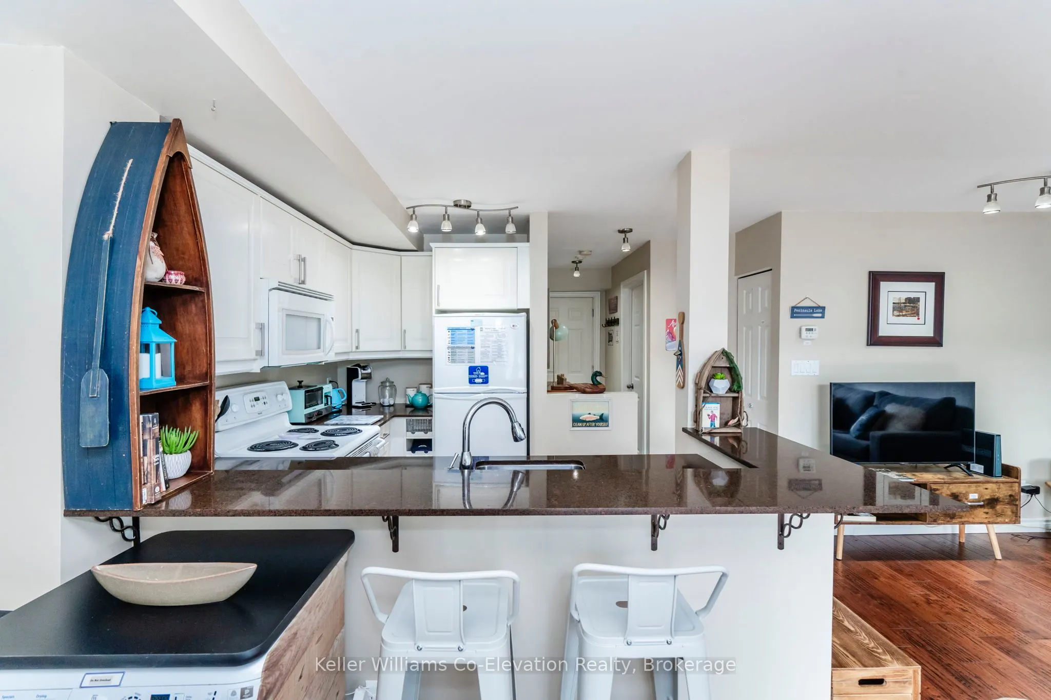 27 Turner Drive, #14