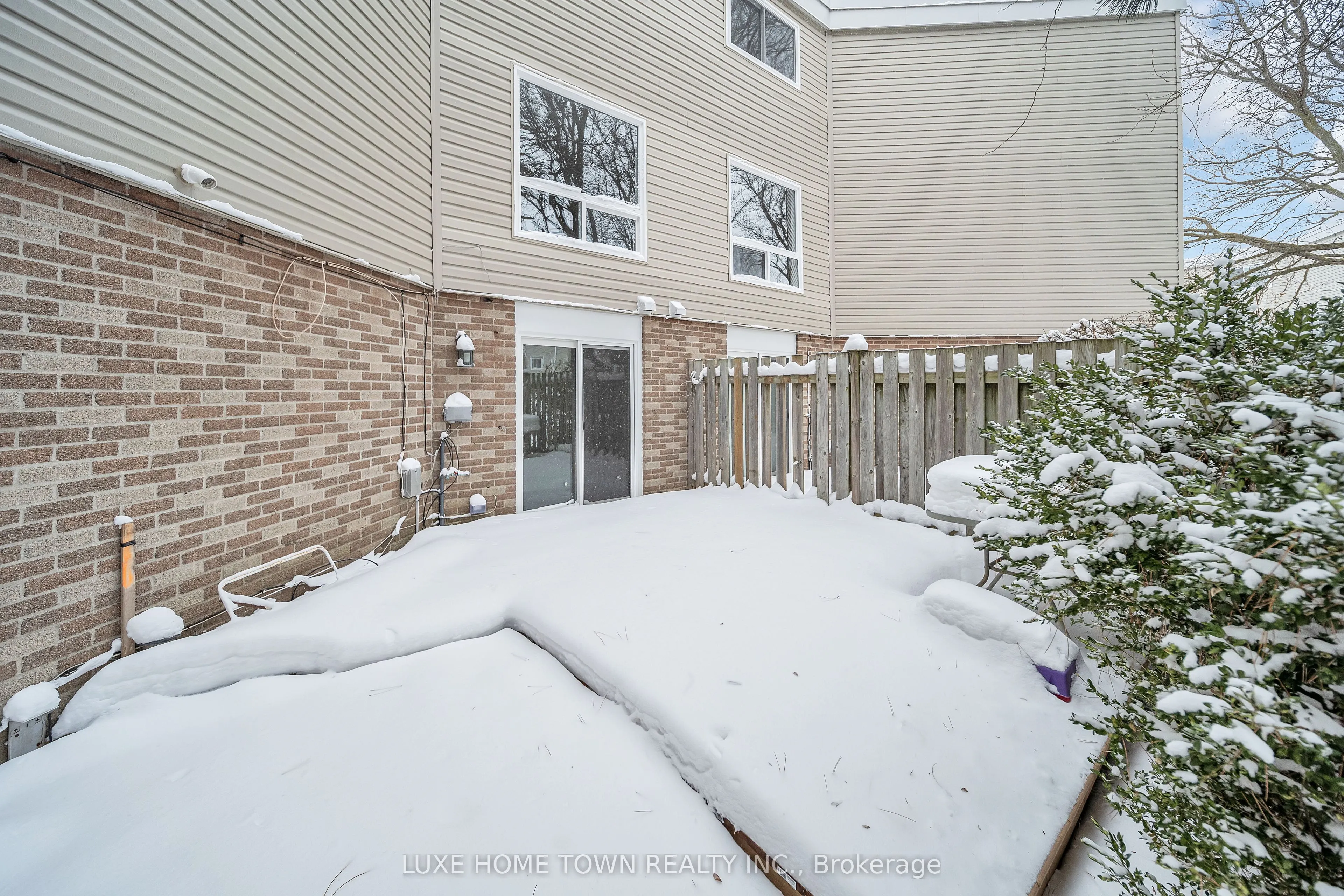 60 Elmsdale Drive #46