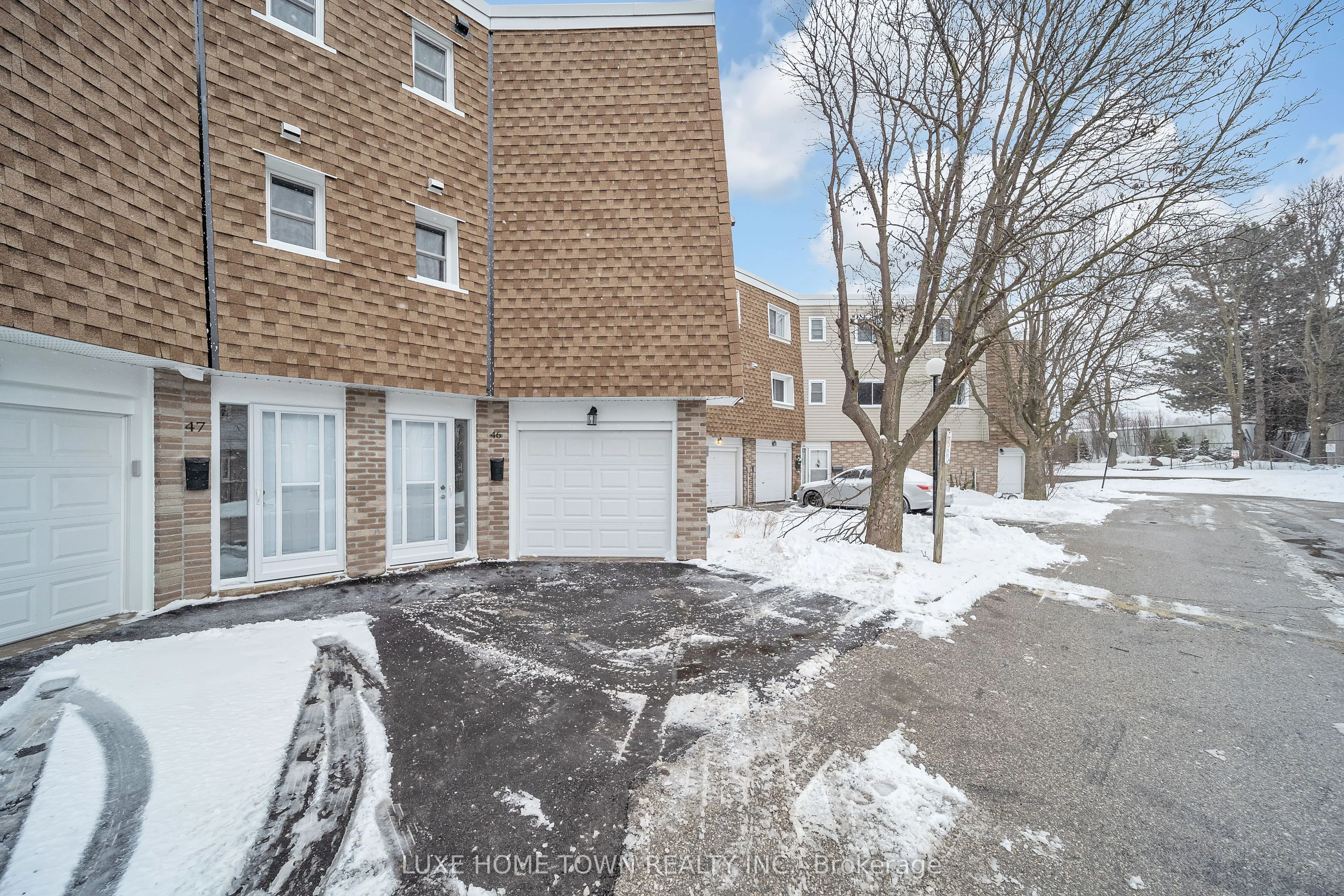 60 Elmsdale Drive #46