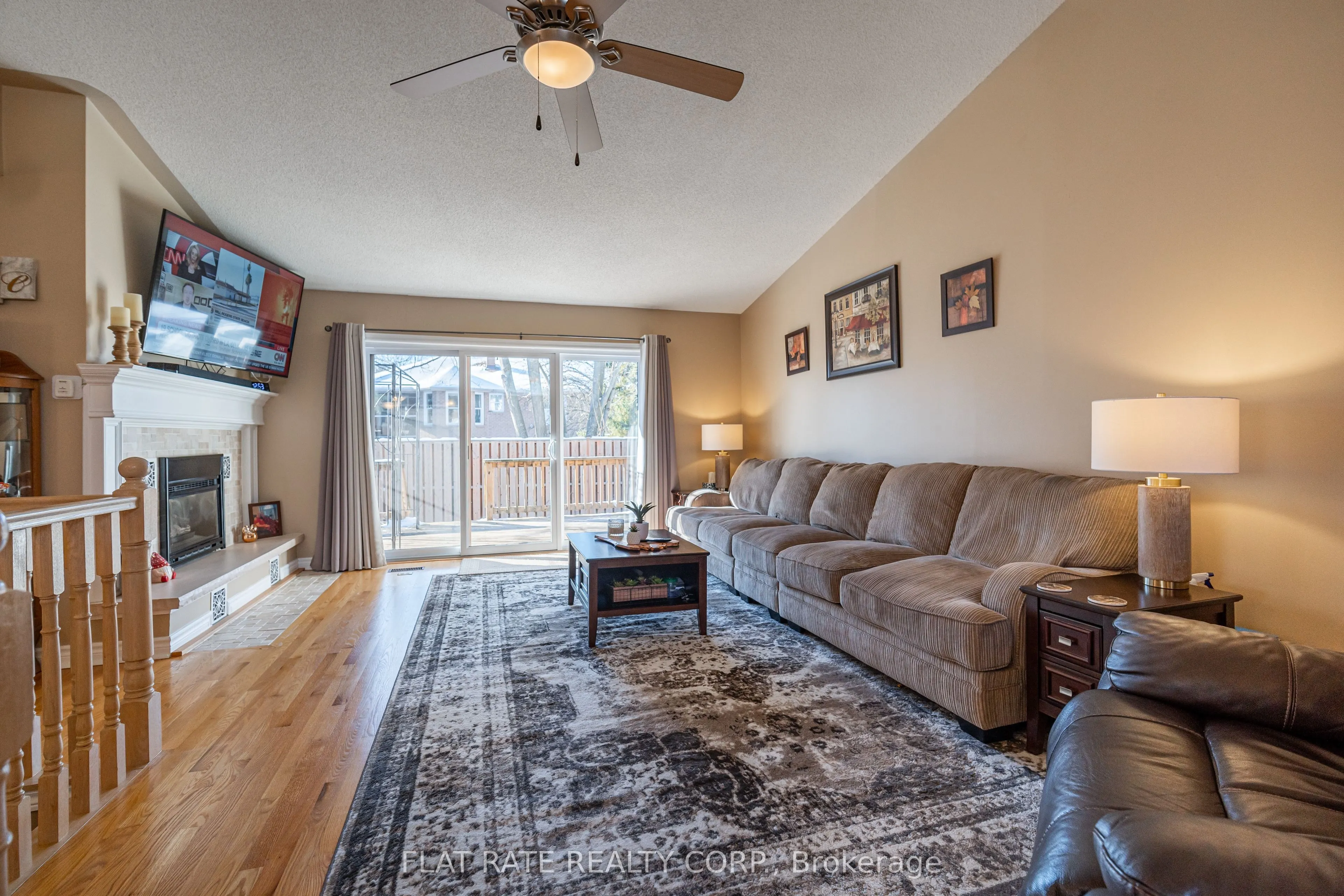 10 HILLVIEW Drive