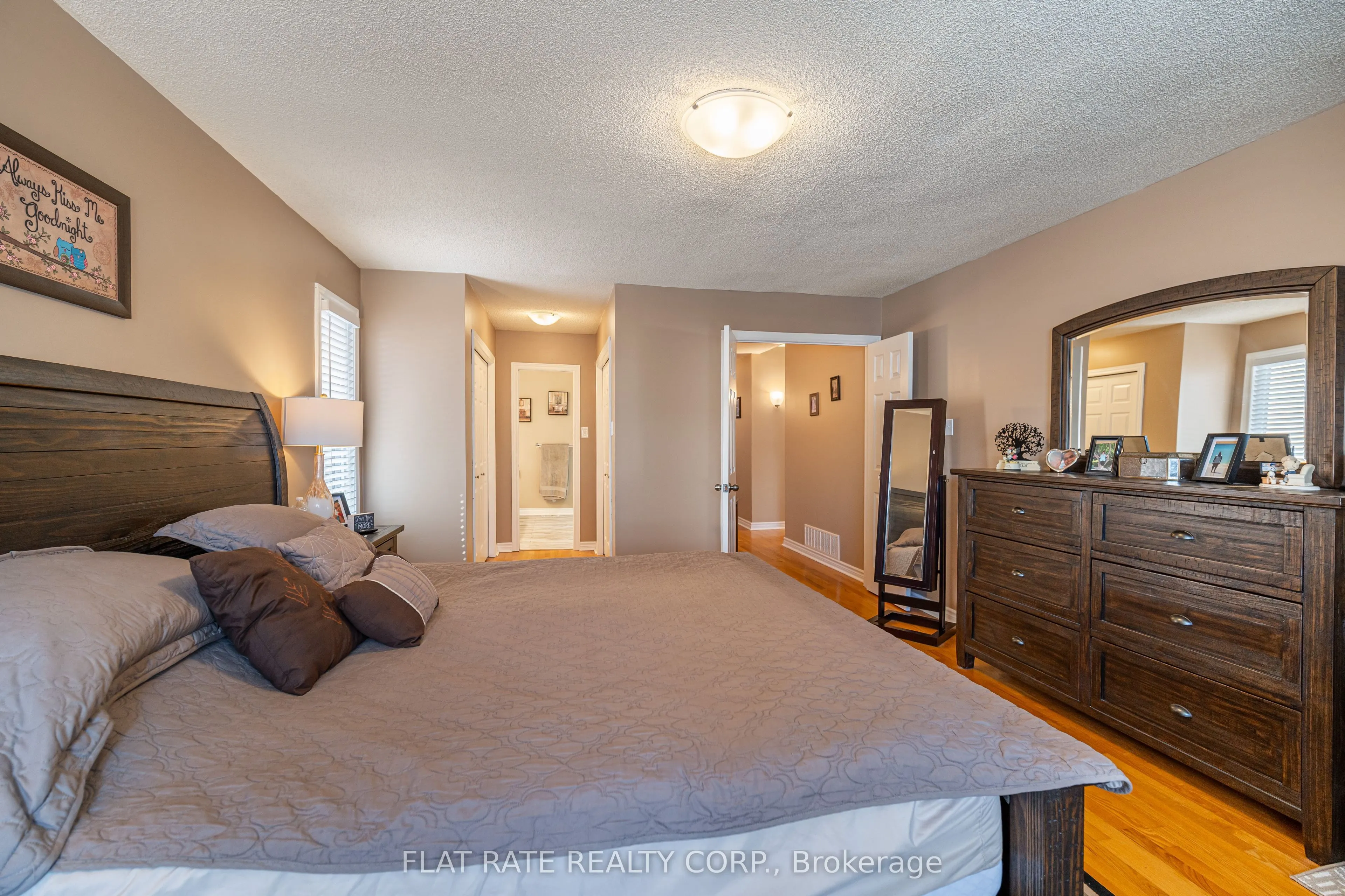 10 HILLVIEW Drive