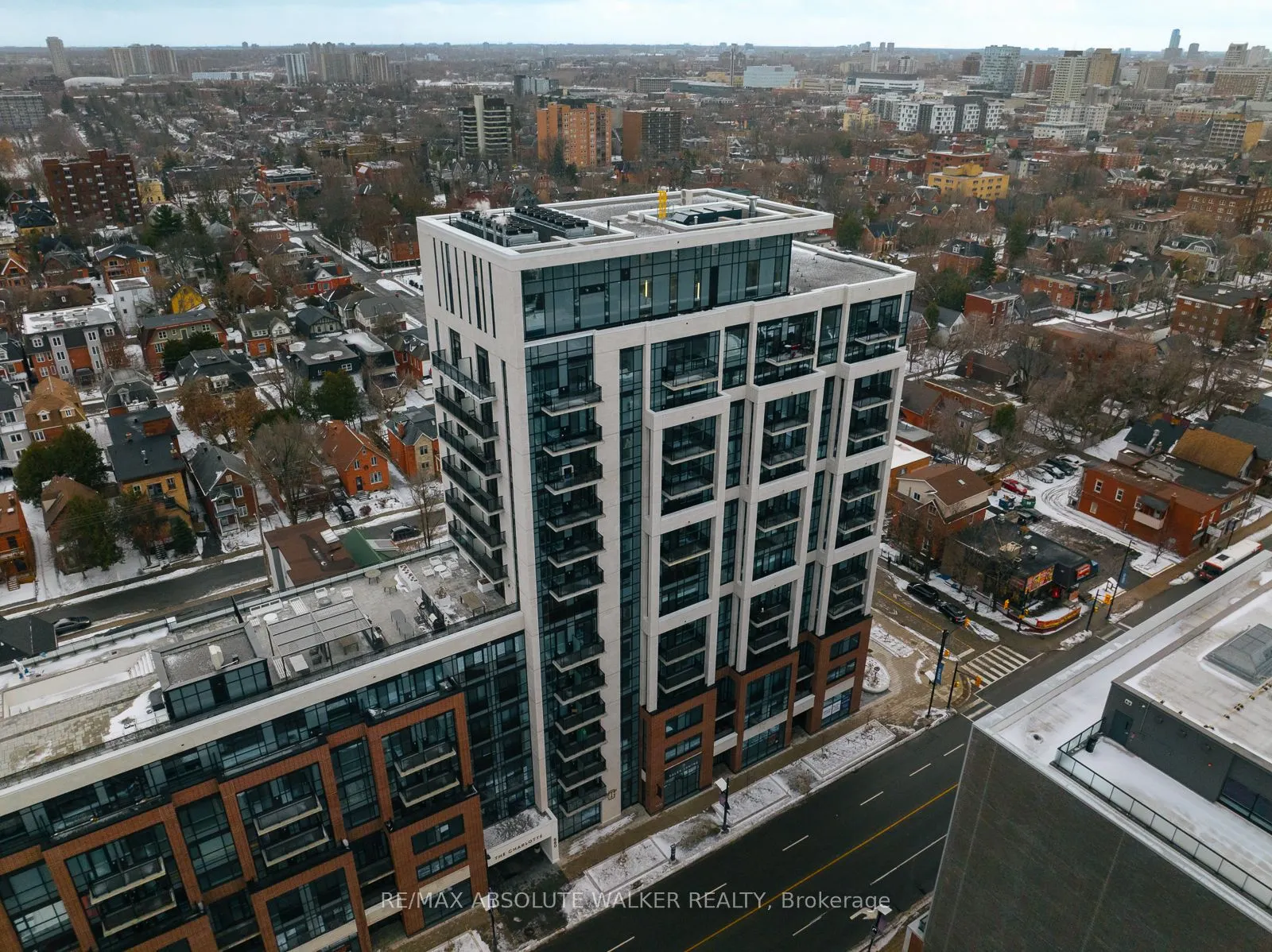 560 Rideau Street, #421