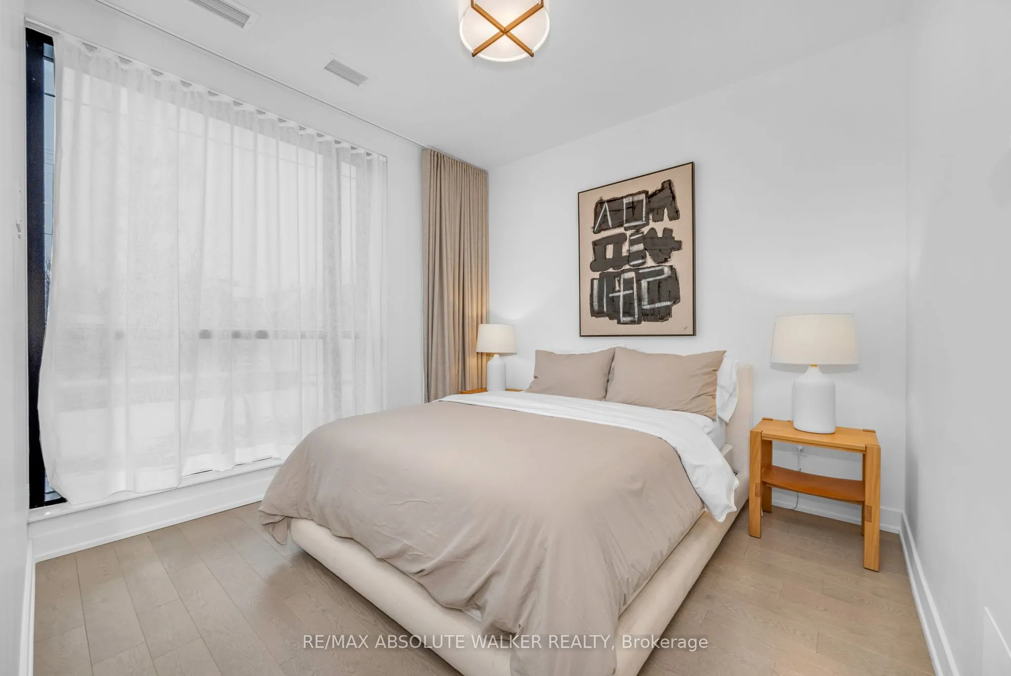 560 Rideau Street, #421