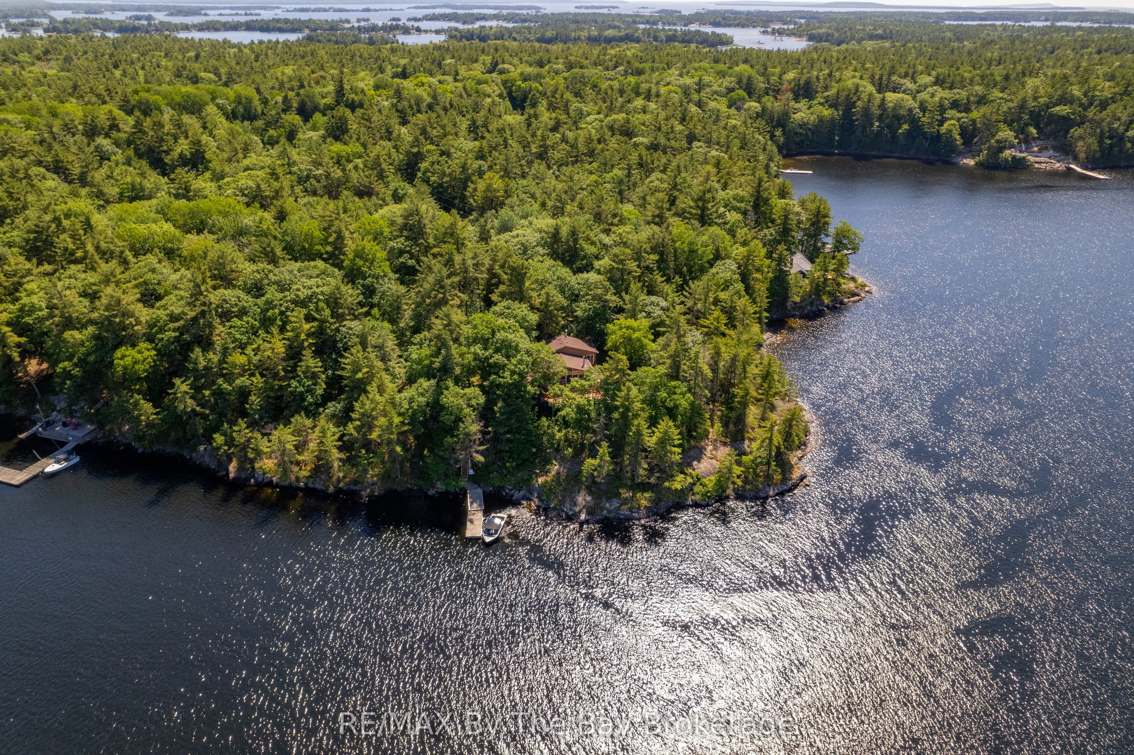 3140 Island 1810
