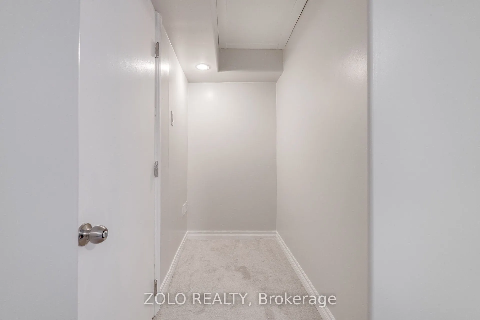 371 Burnett Avenue