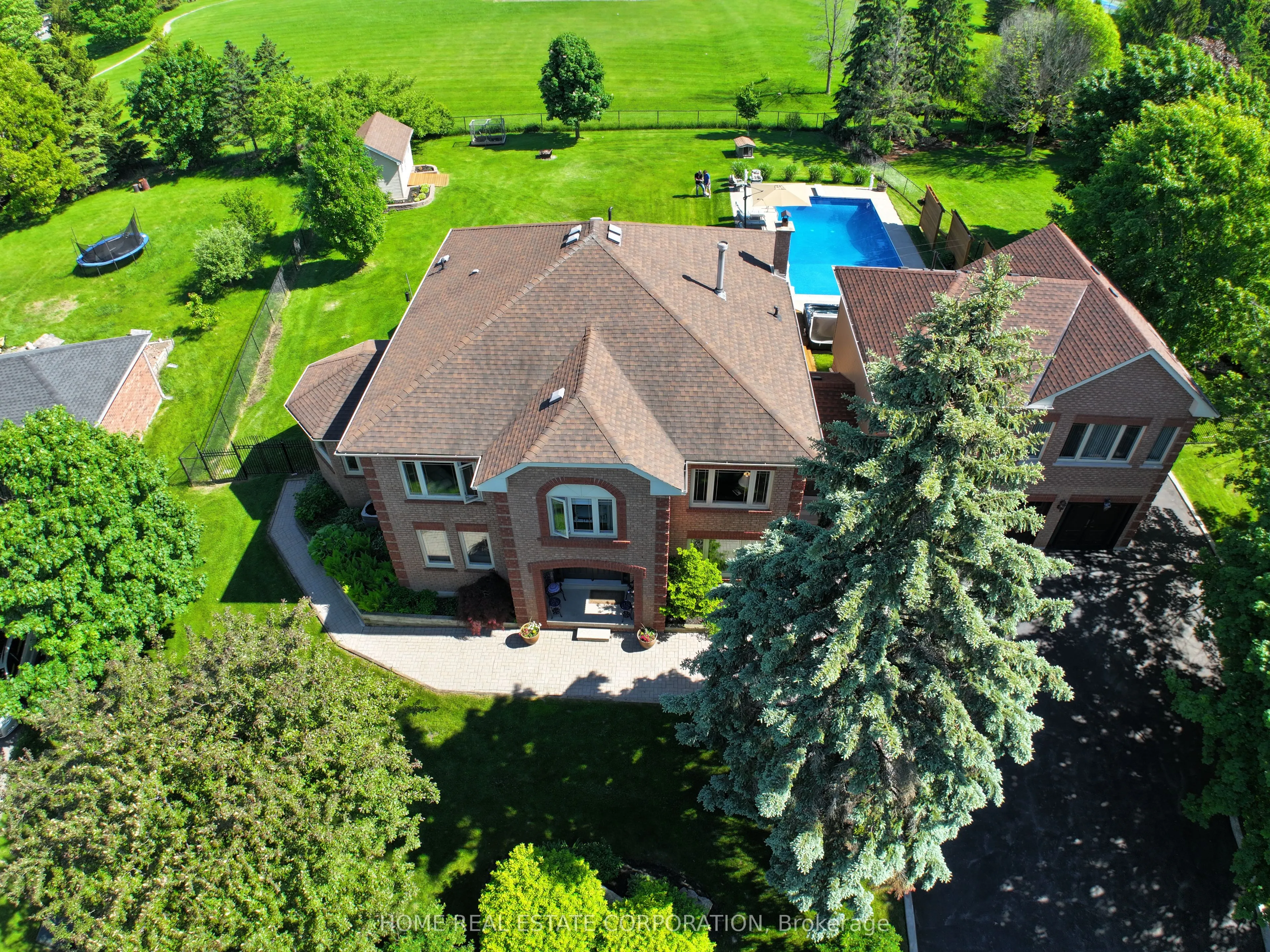 14 Hawthorne Road