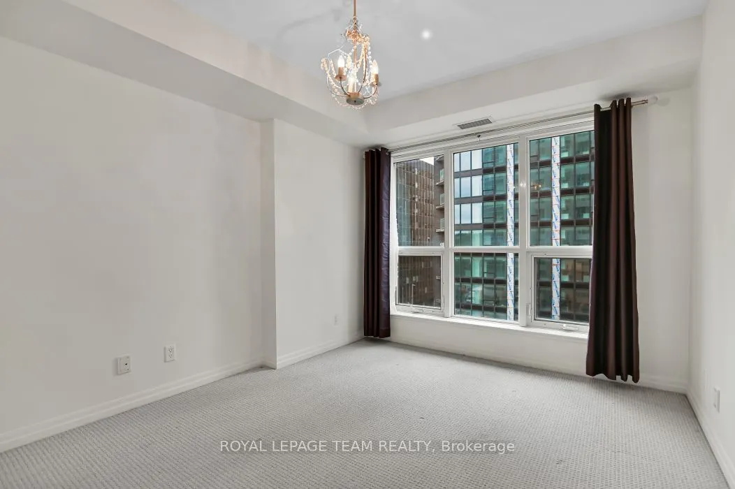 242 RIDEAU Street