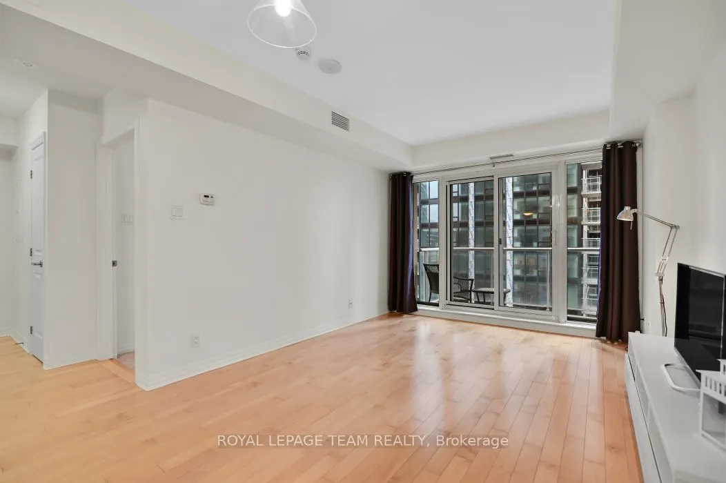 242 RIDEAU Street