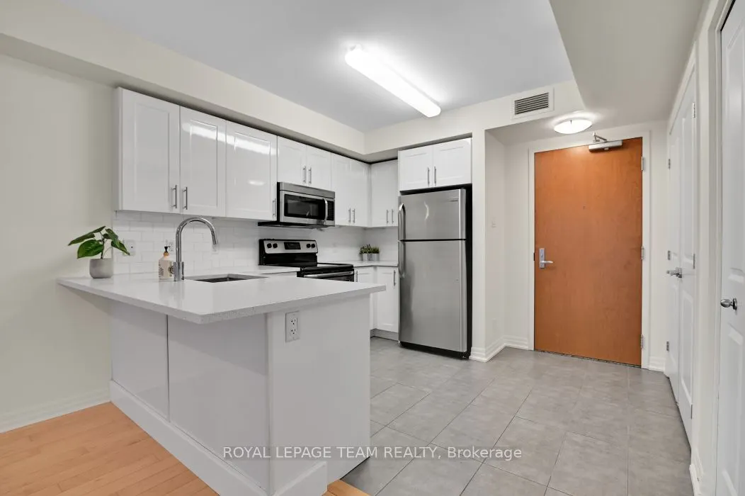 242 RIDEAU Street