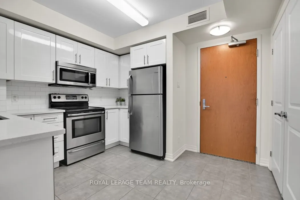 242 RIDEAU Street