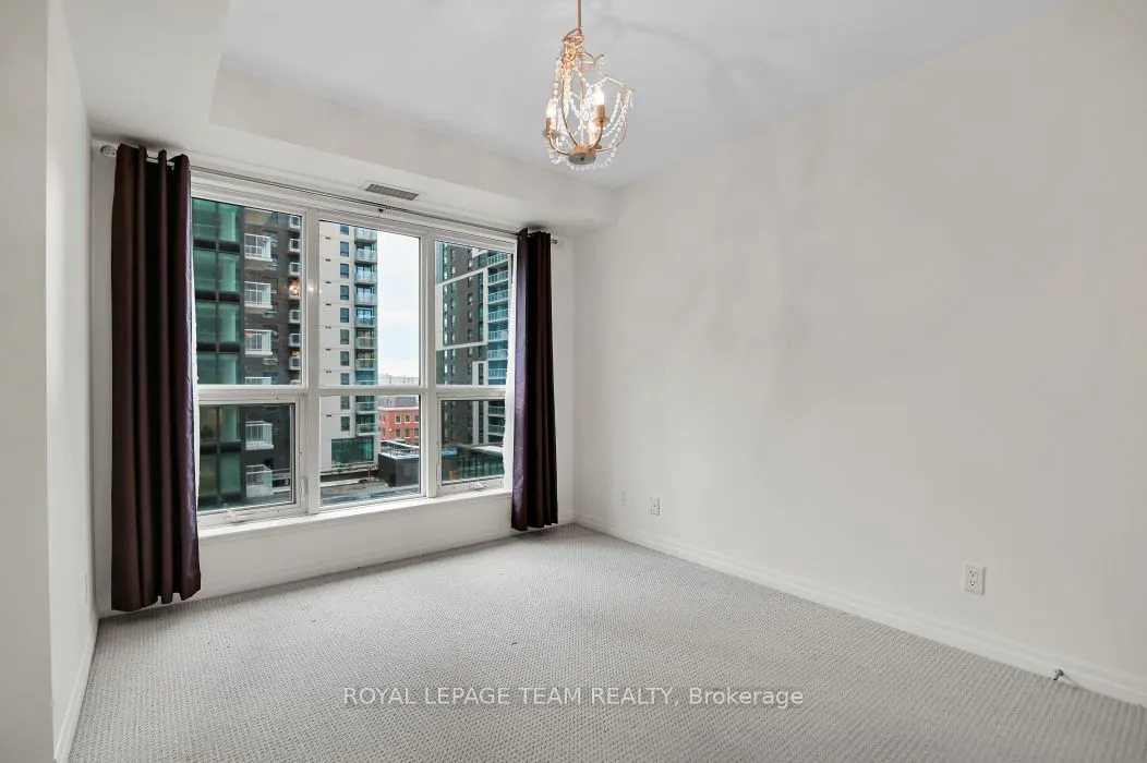 242 RIDEAU Street