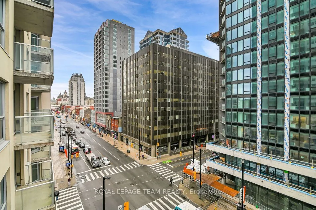 242 RIDEAU Street