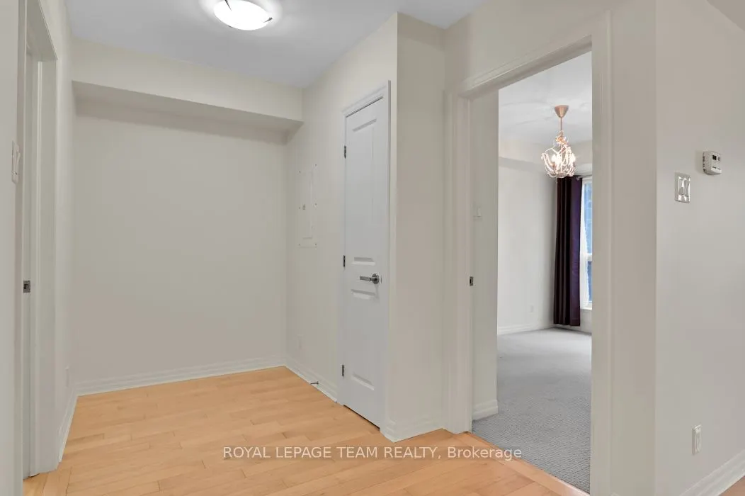 242 RIDEAU Street