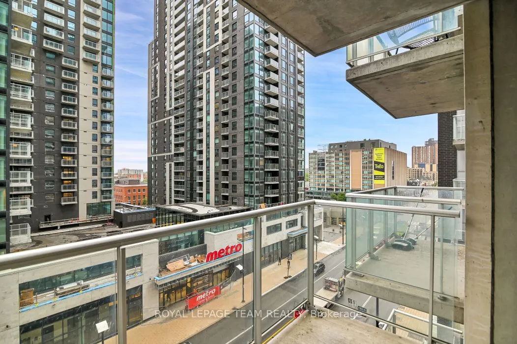 242 RIDEAU Street