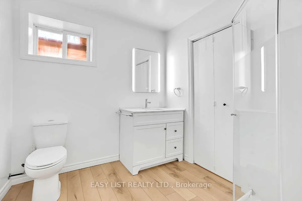 123 Livingwood Crescent
