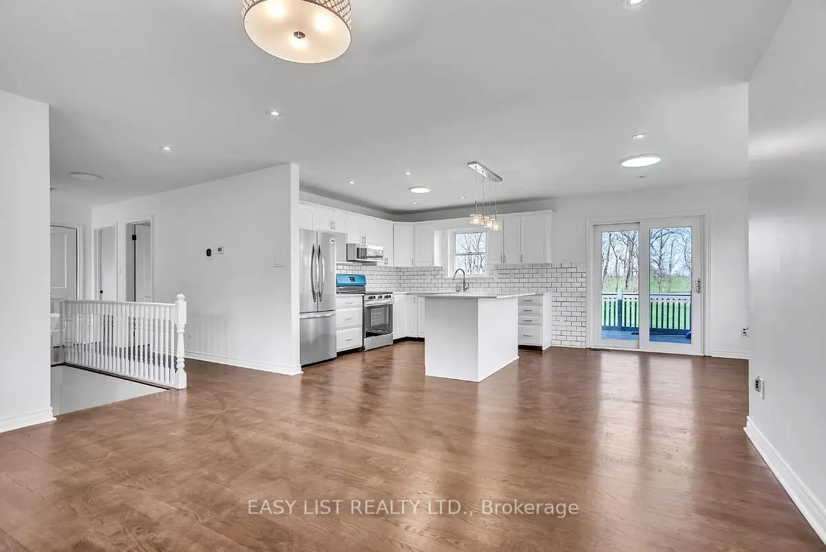 123 Livingwood Crescent