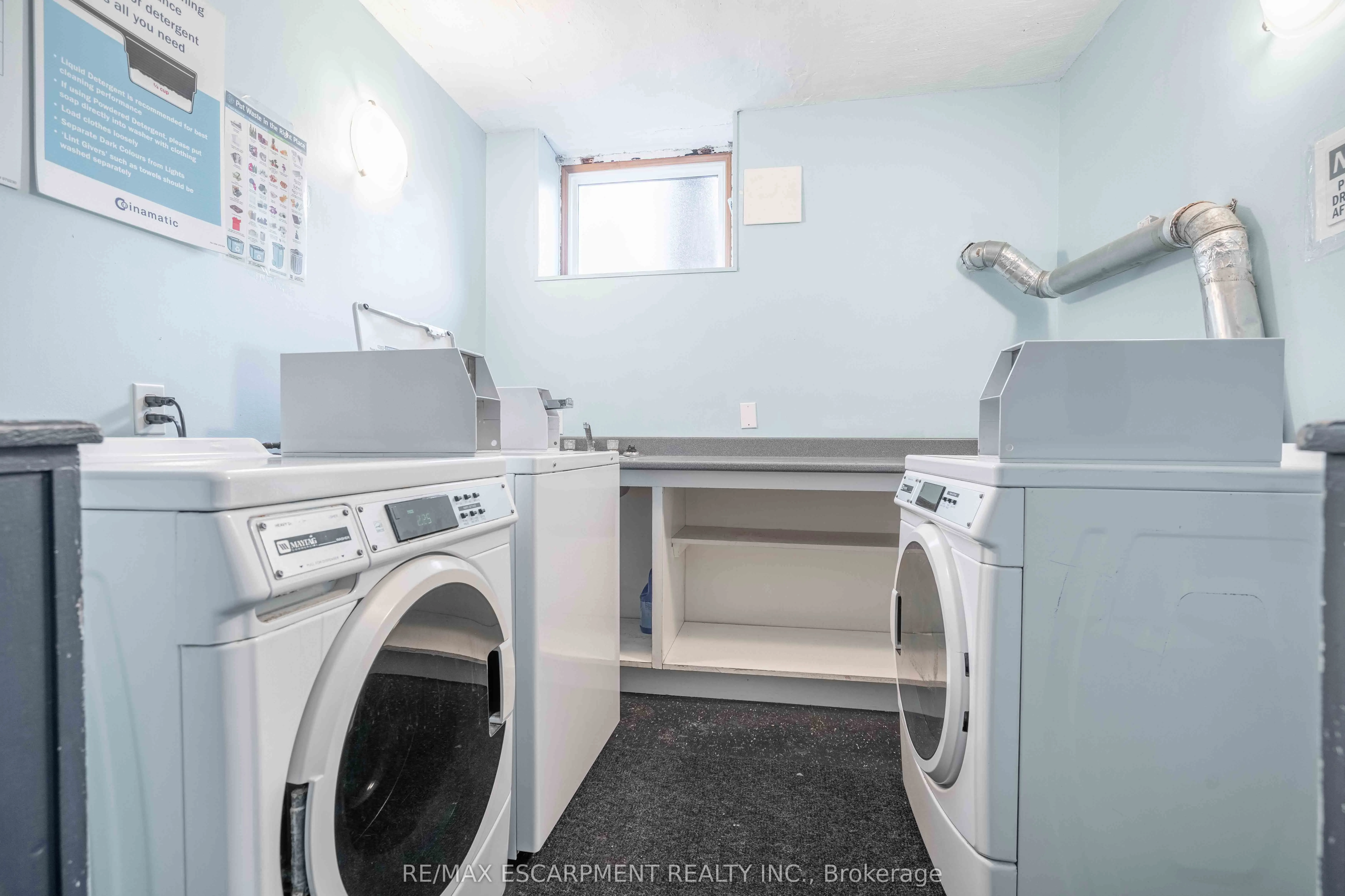 356 HUNTER Street E, #9