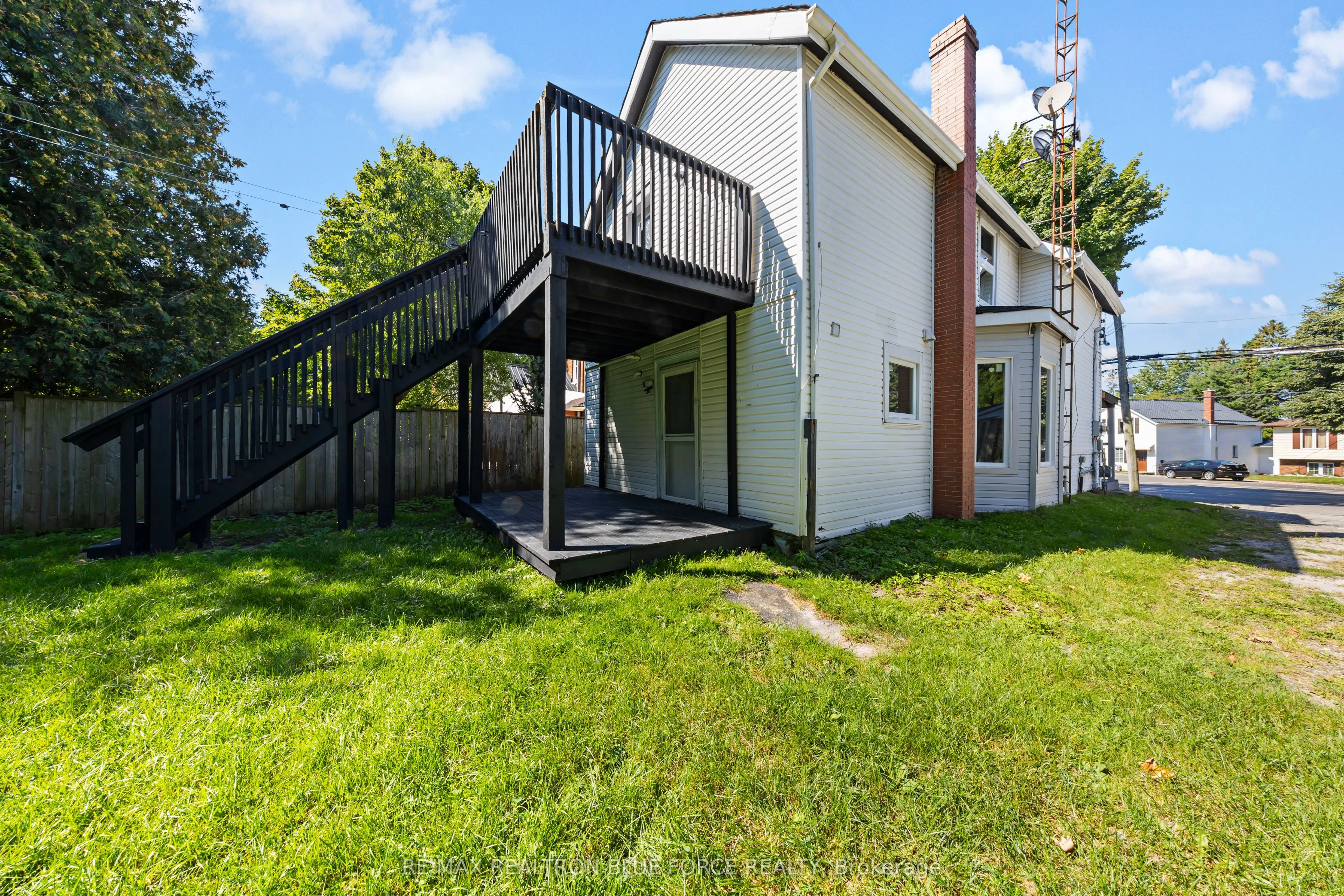 141 Ontario Street
