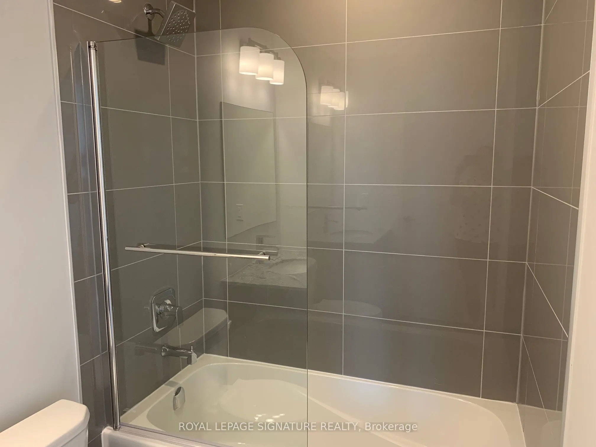 104 Garment Street #1602