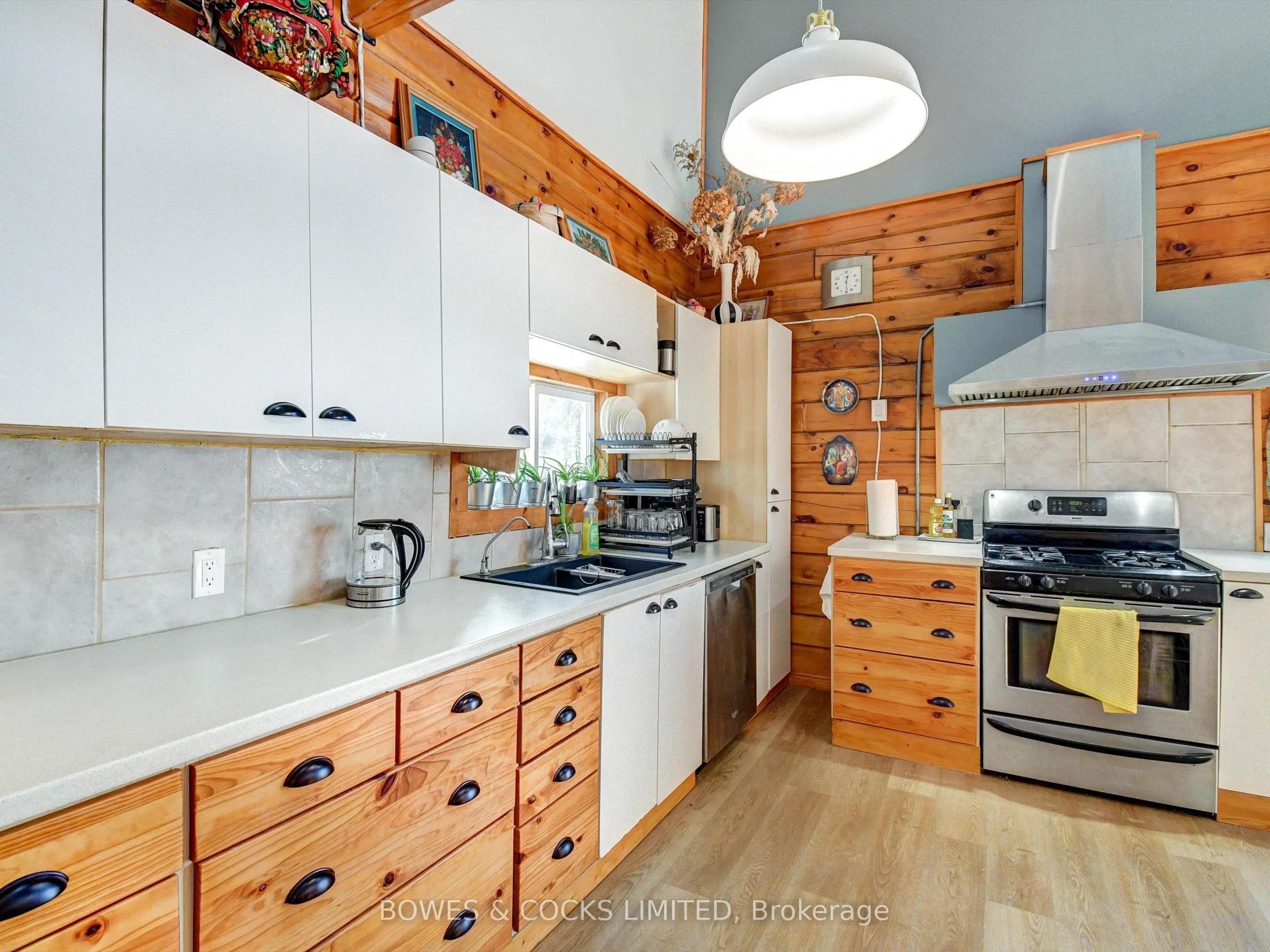2449 The Ridge Road