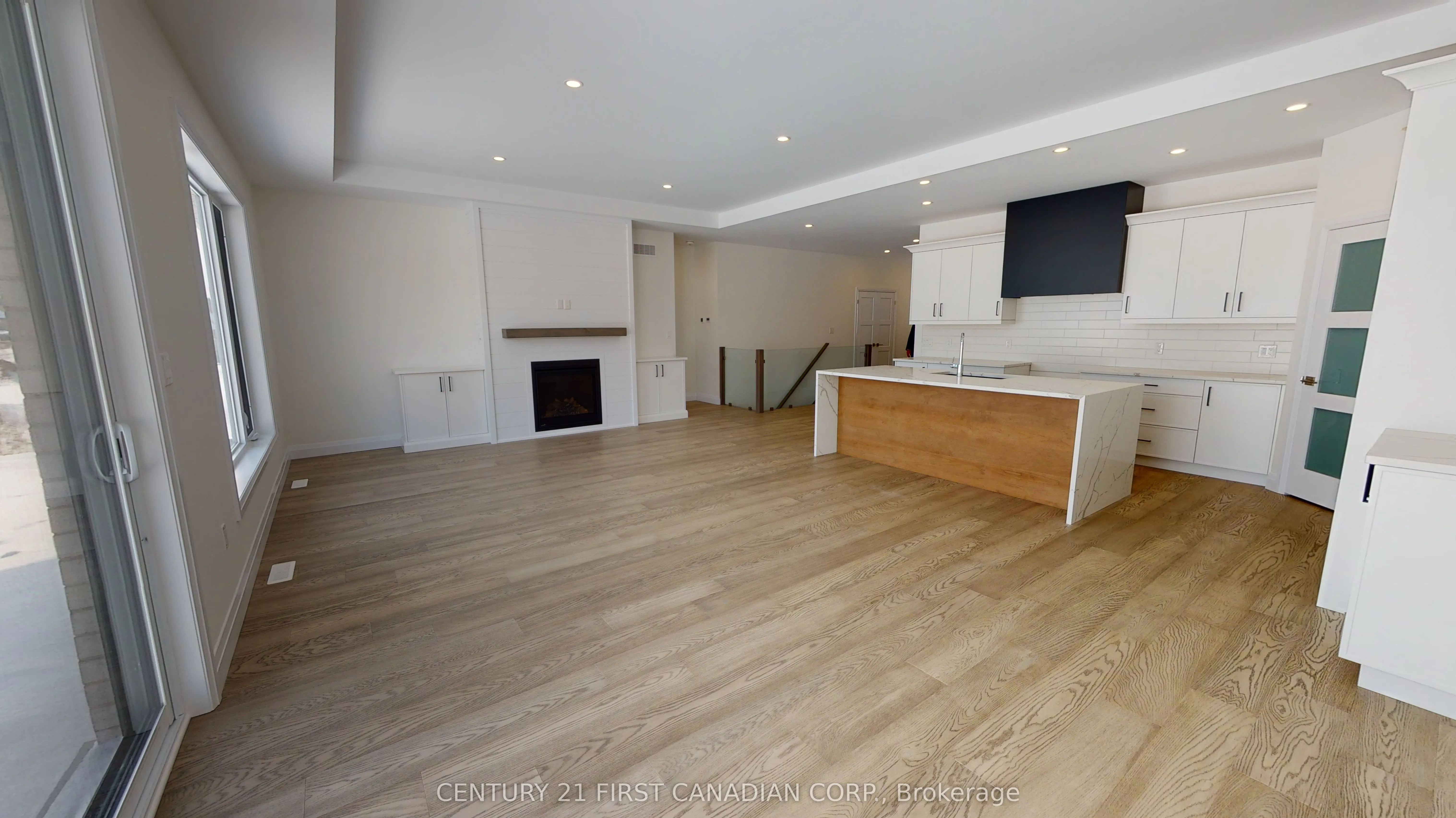 18 Postma Crescent