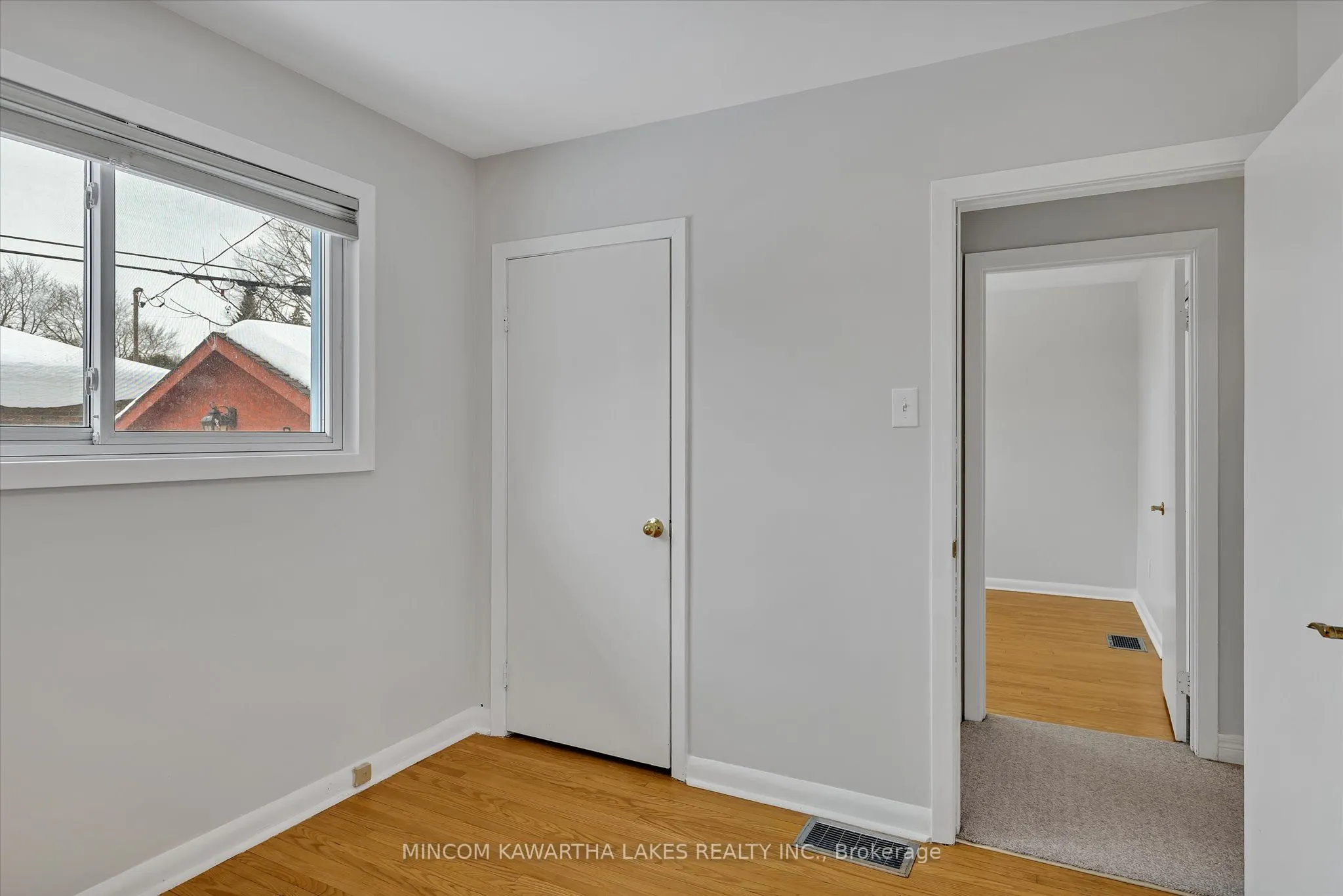 867 Hemlock Street