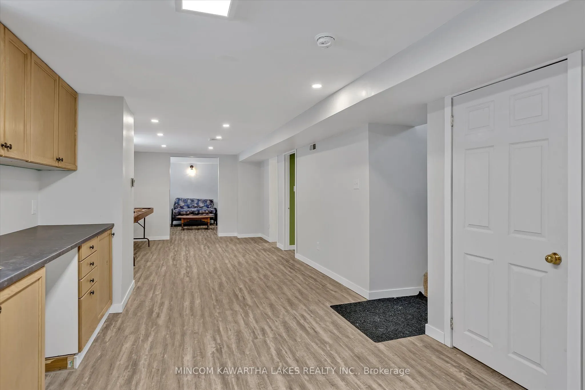 867 Hemlock Street