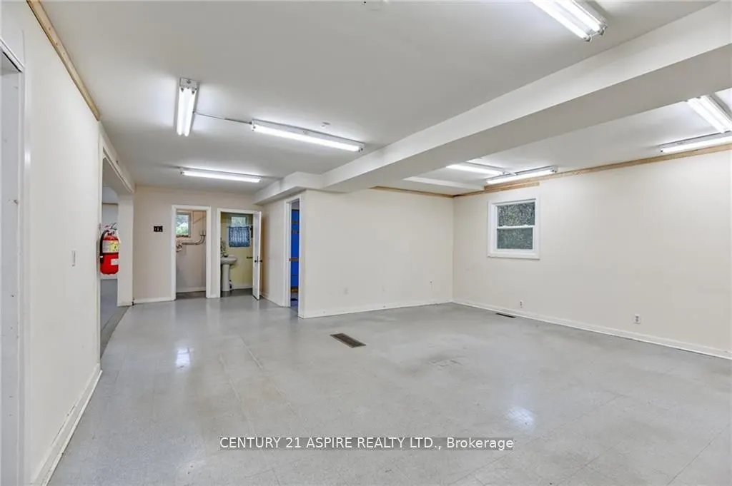 2096 Petawawa Boulevard