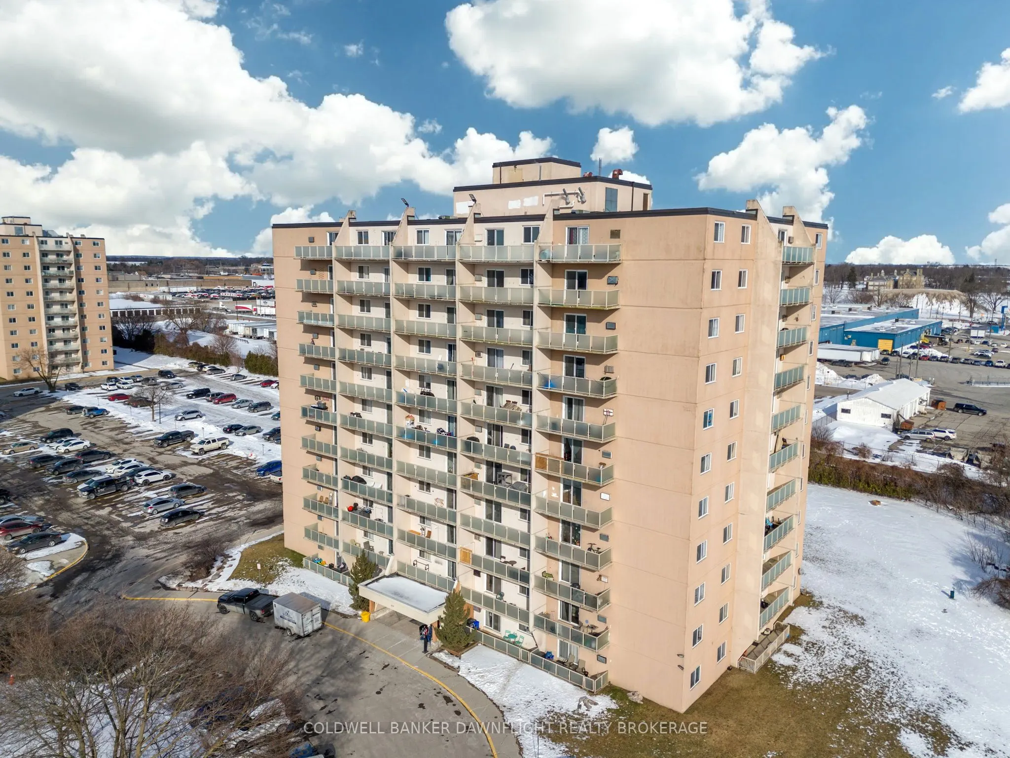 573 MORNINGTON Avenue, #101