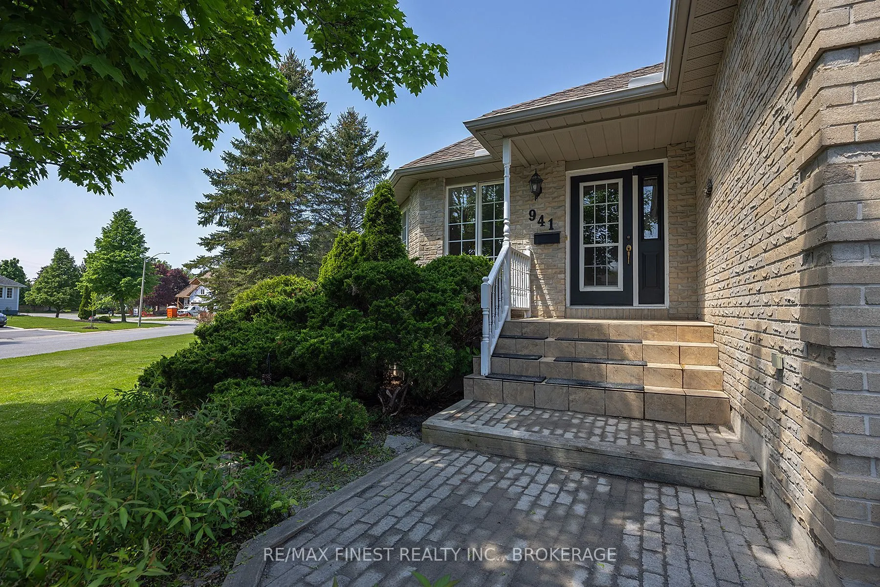 941 MALVERN Terrace