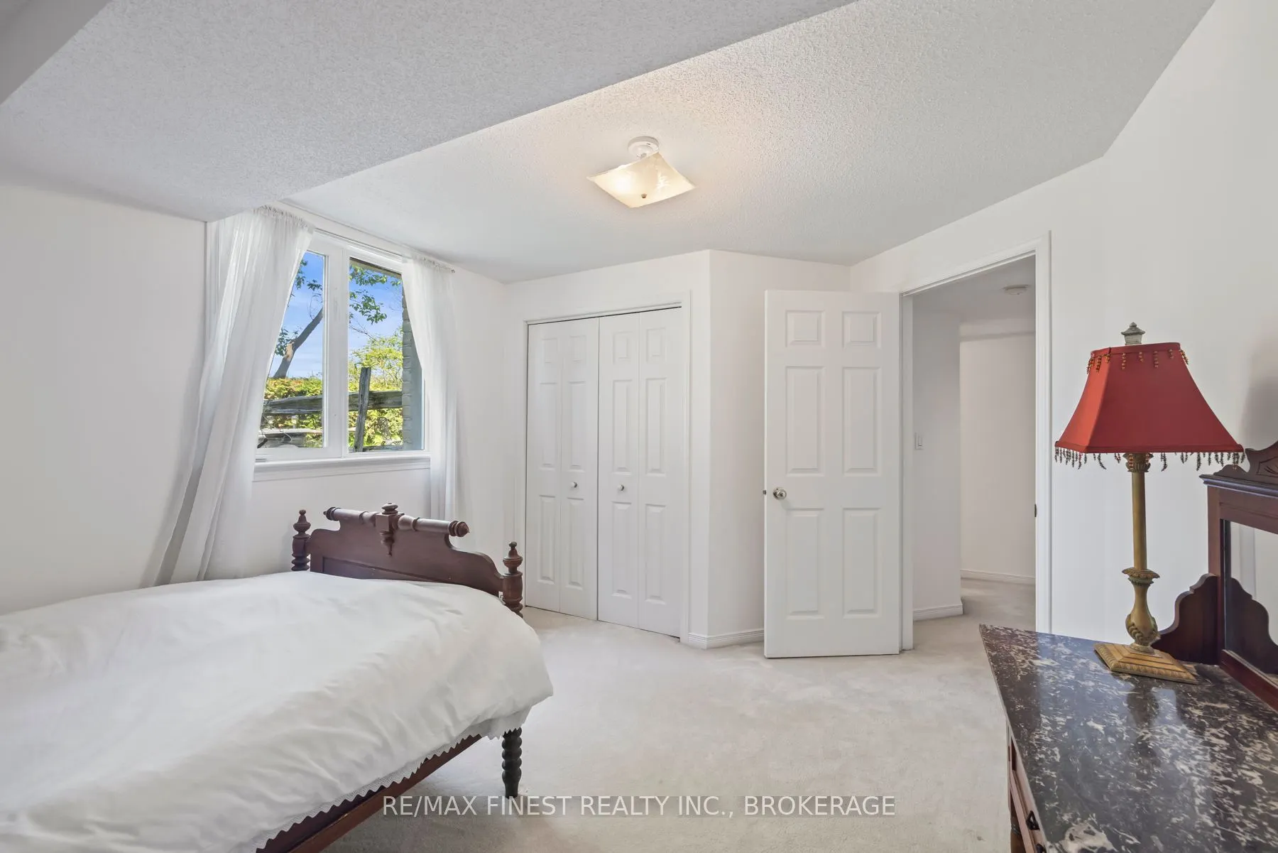 941 MALVERN Terrace