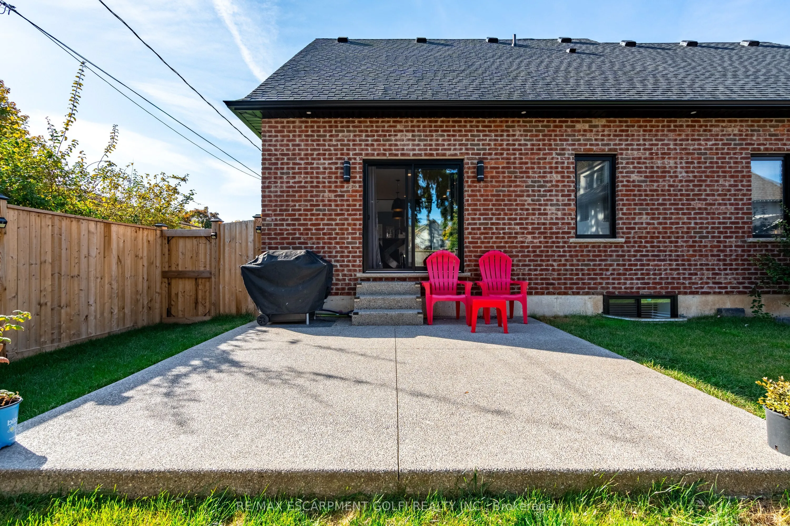 14 Charlotte Court