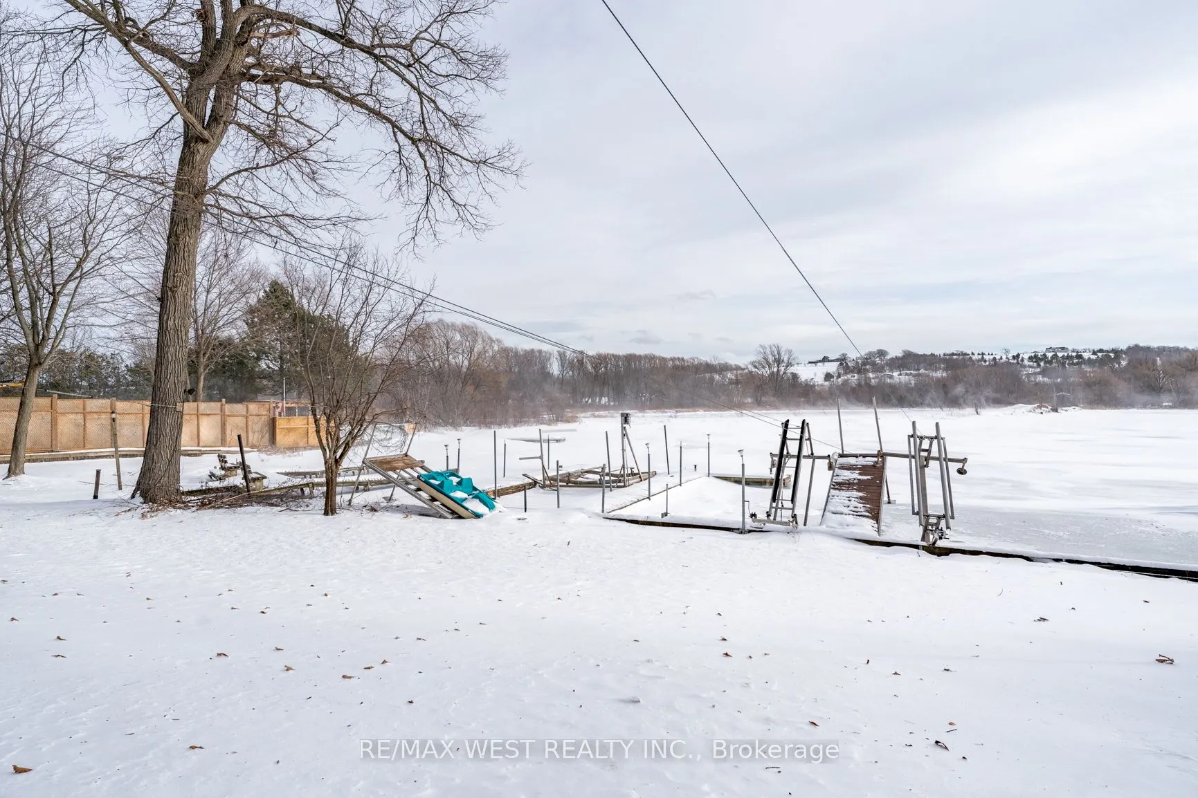 5374 Close Point Road, #15