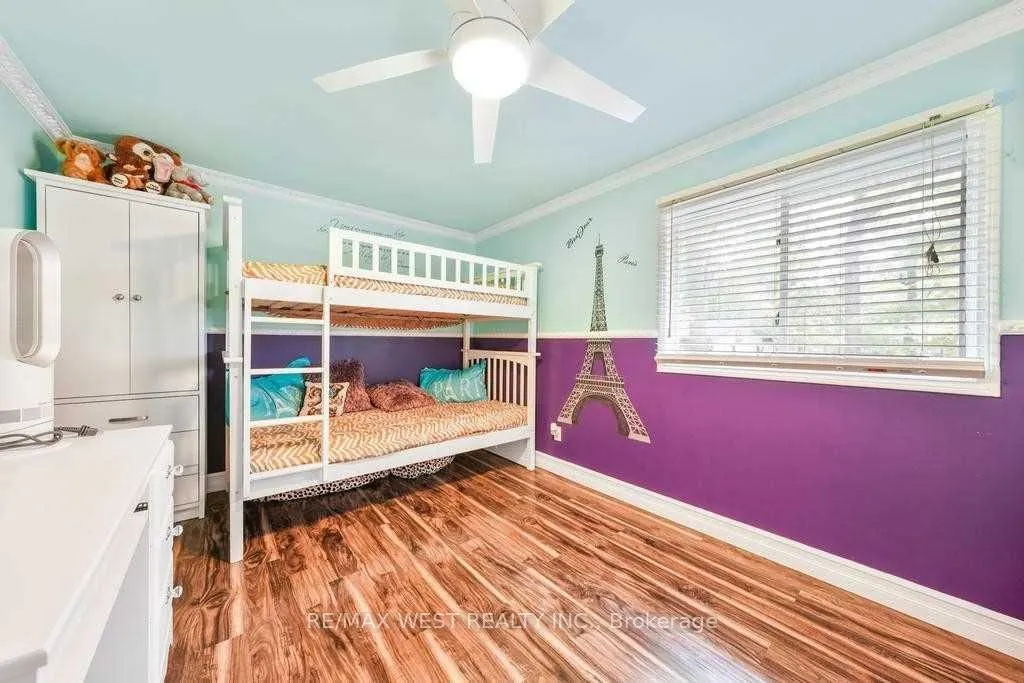 5374 Close Point Road, #15
