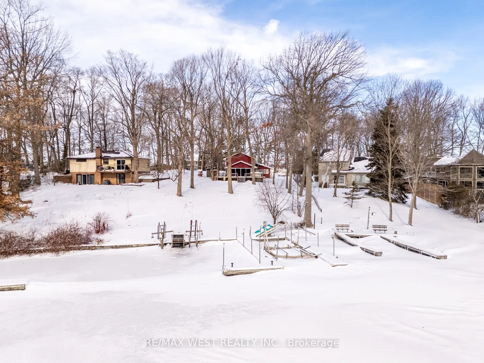 5374 Close Point Road, #15