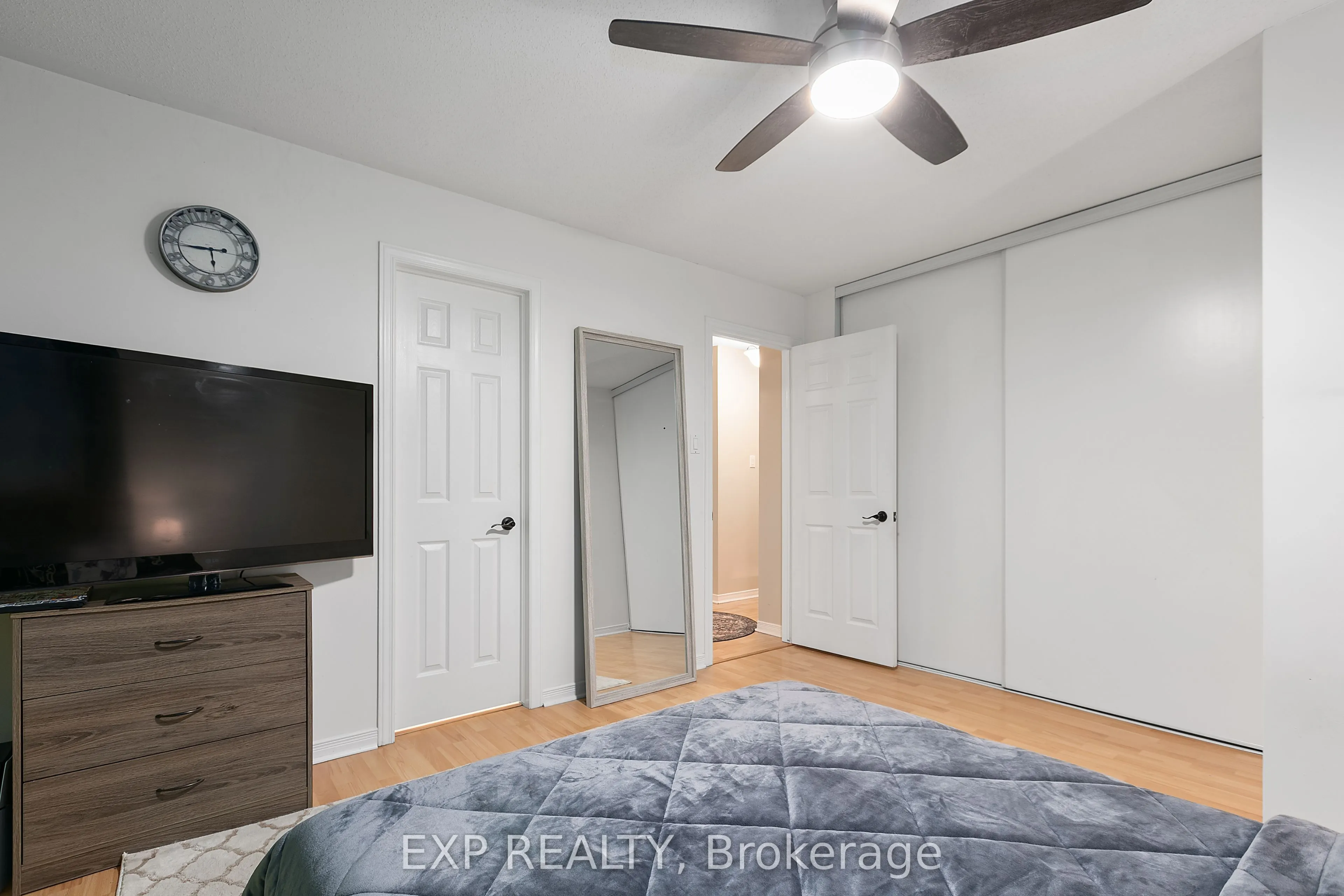 122 Markland Crescent