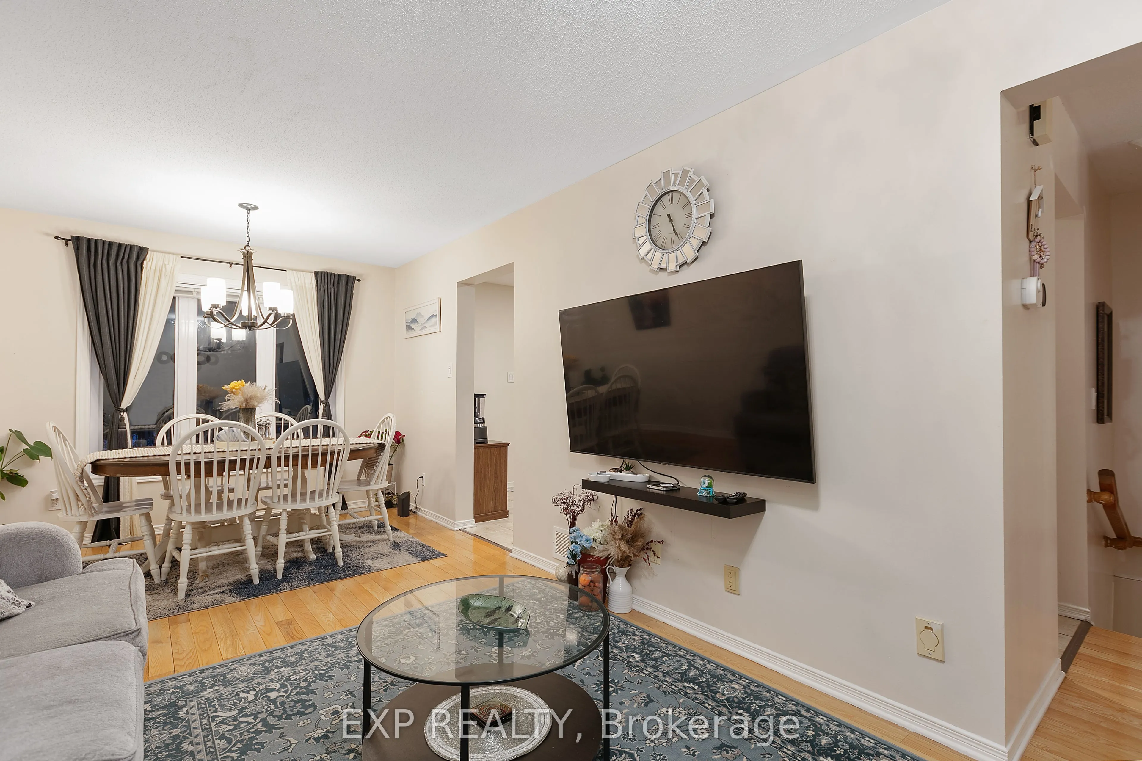 122 Markland Crescent