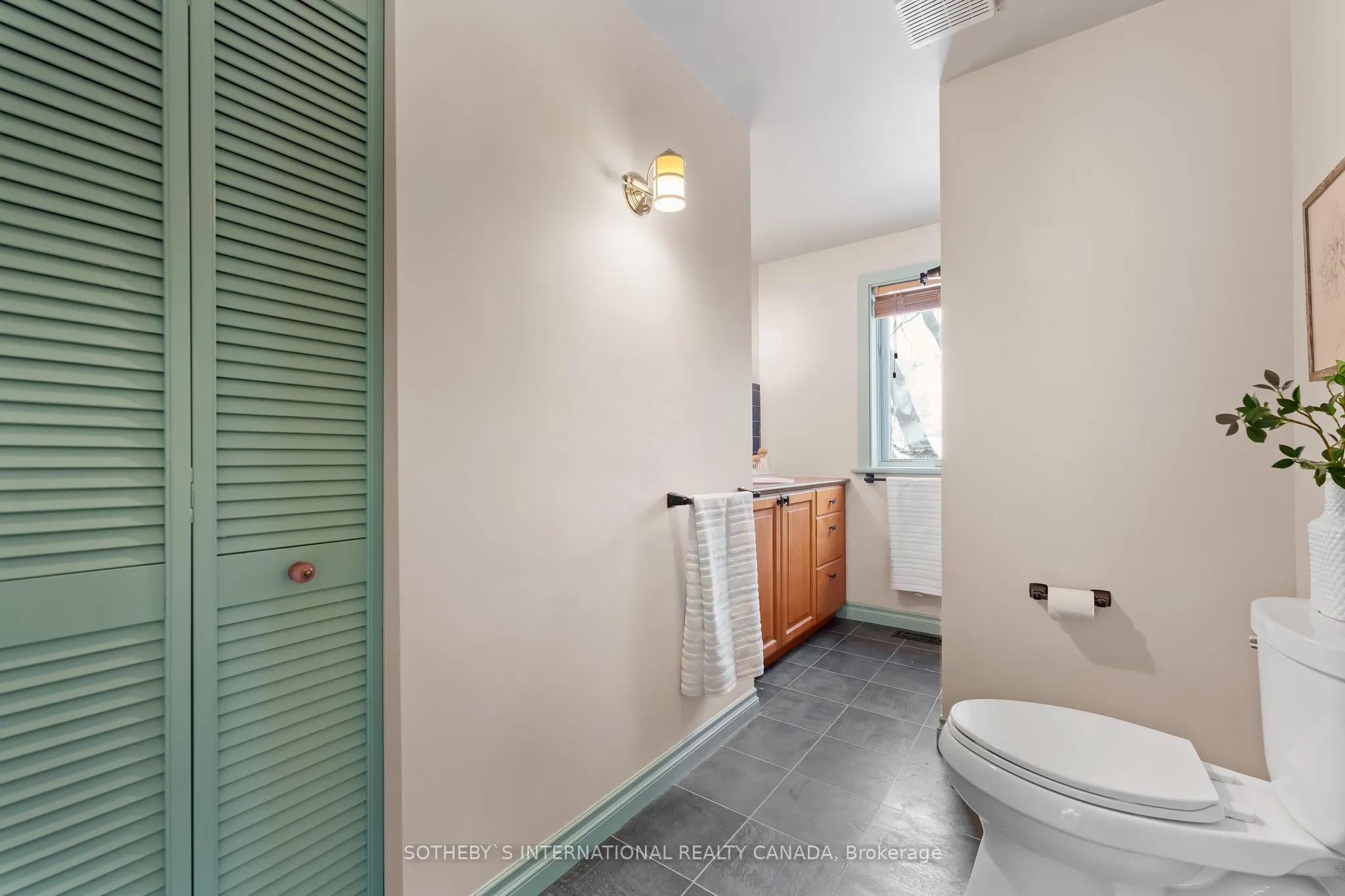 2402 Ganaraska Road